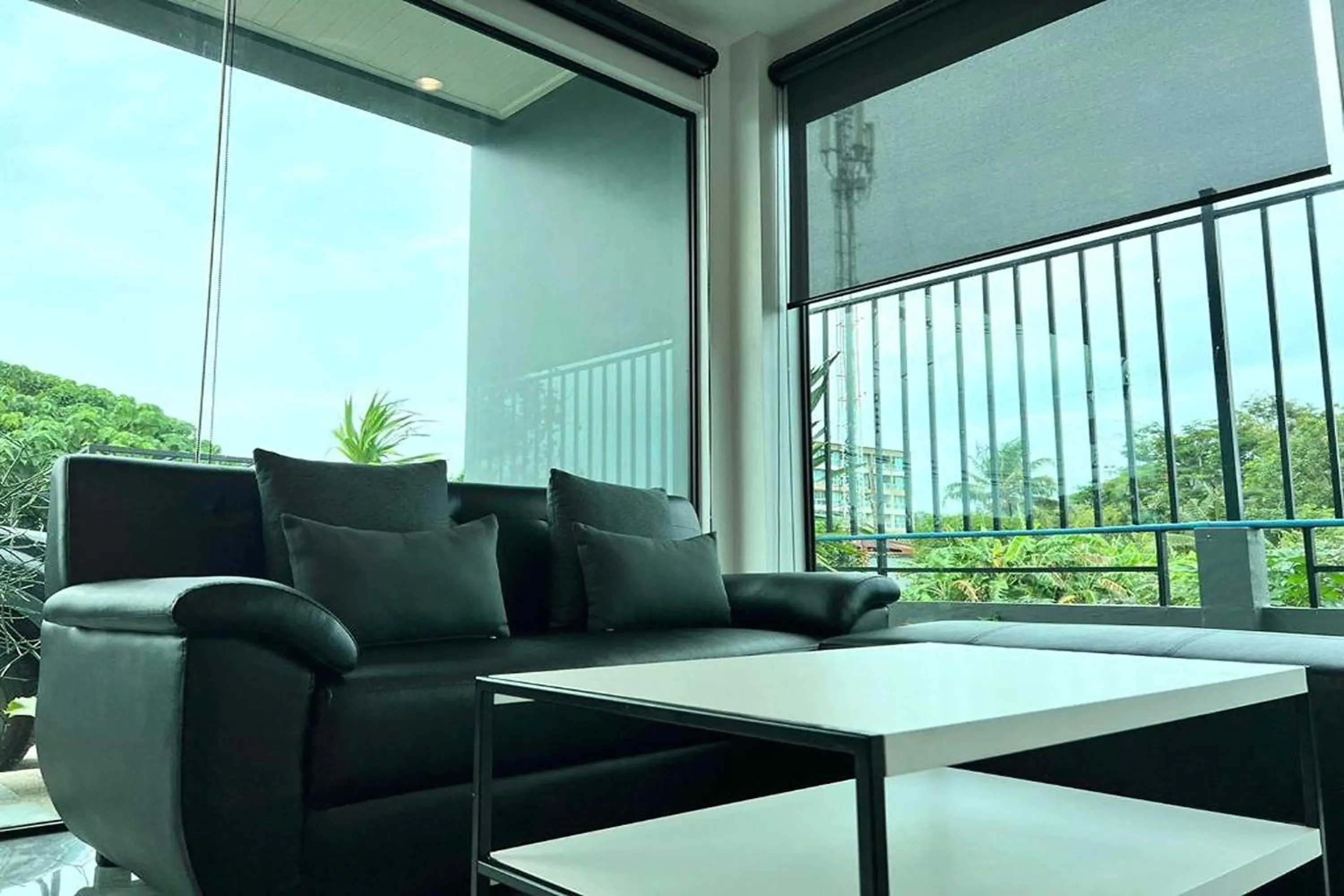 Lobby or reception in De Piraya residence