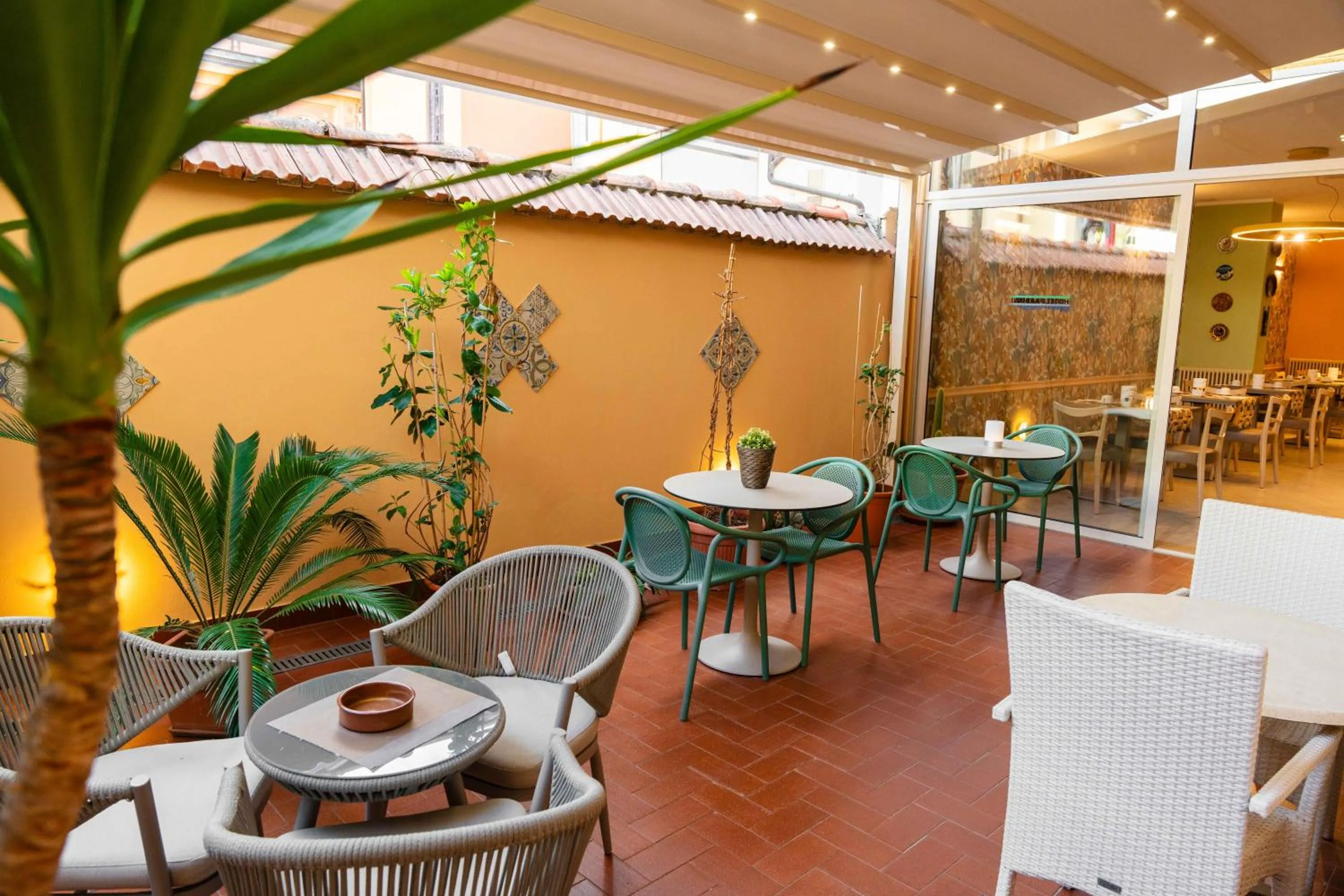 Restaurant/places to eat in Hotel Pardini