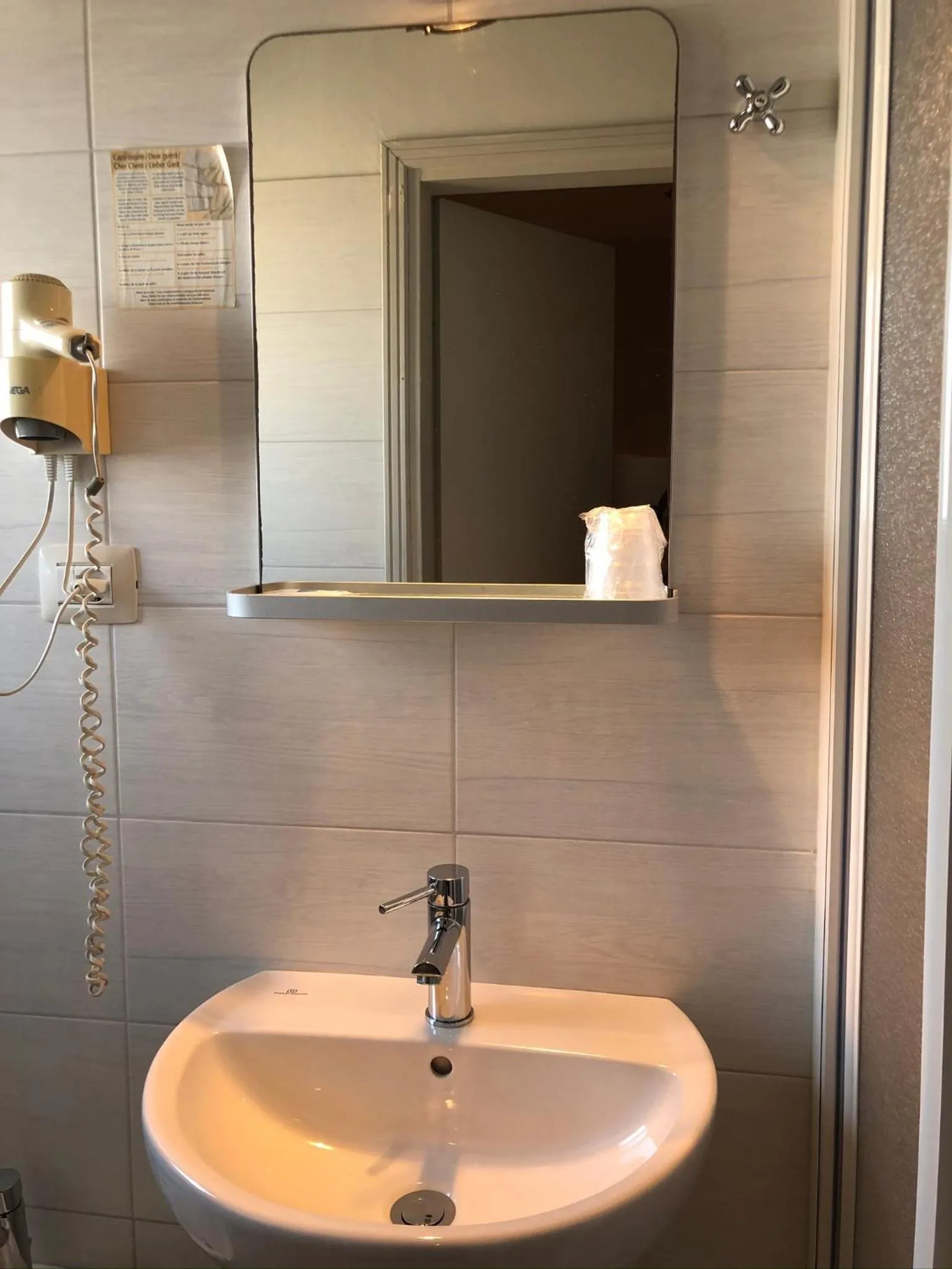 Bathroom in Hotel Lukas Vegetarian & Vegan