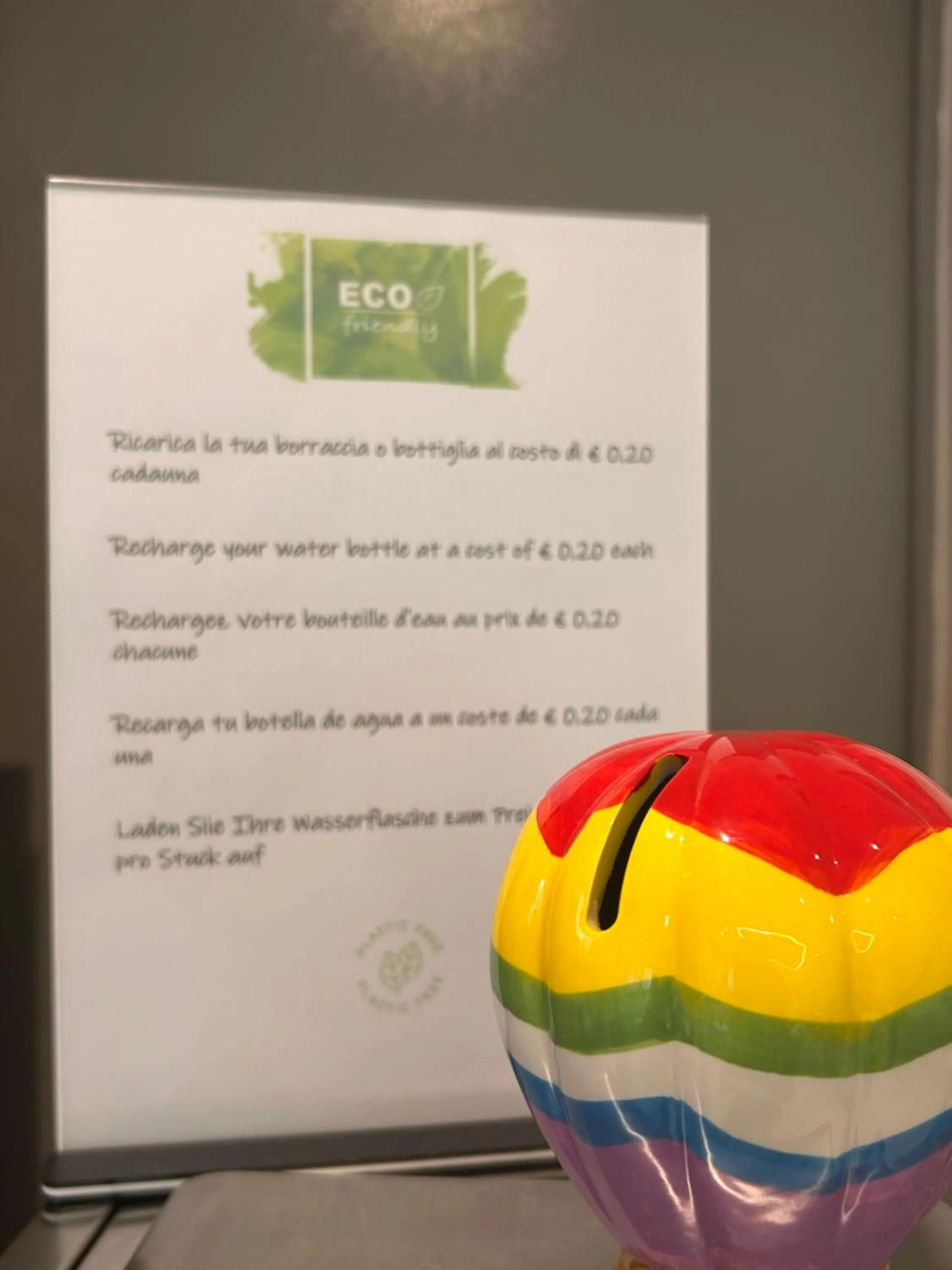 Restaurant/places to eat in Hotel Lukas Vegetarian & Vegan