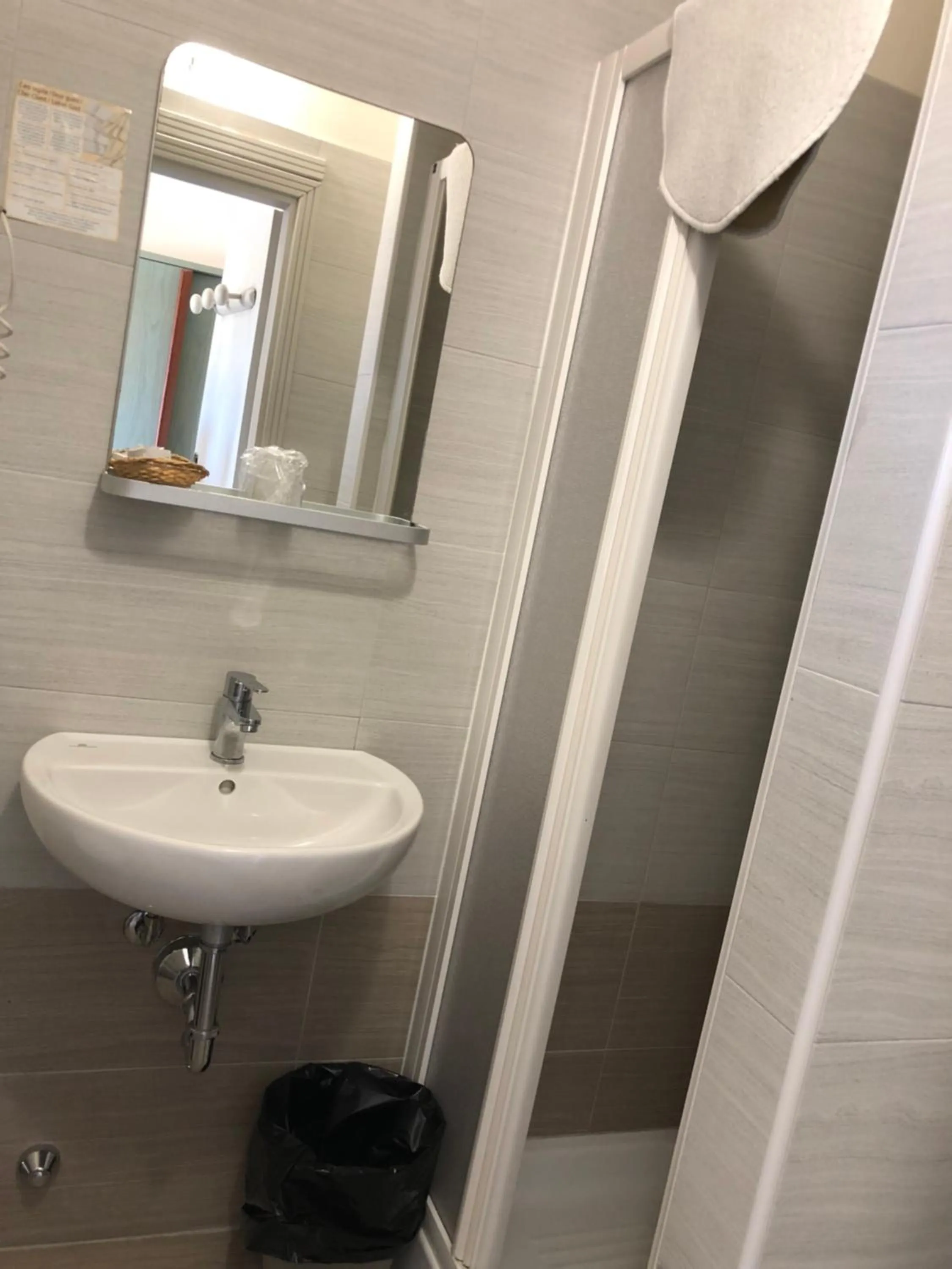 Bathroom in Hotel Lukas Vegetarian & Vegan