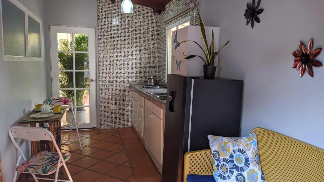 Kitchen or kitchenette in Portoazul Casa de Playa