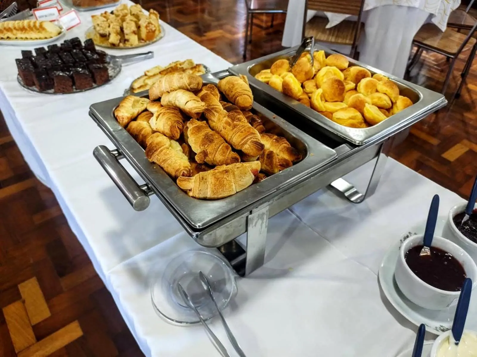 Restaurant/places to eat in Vila Betânia