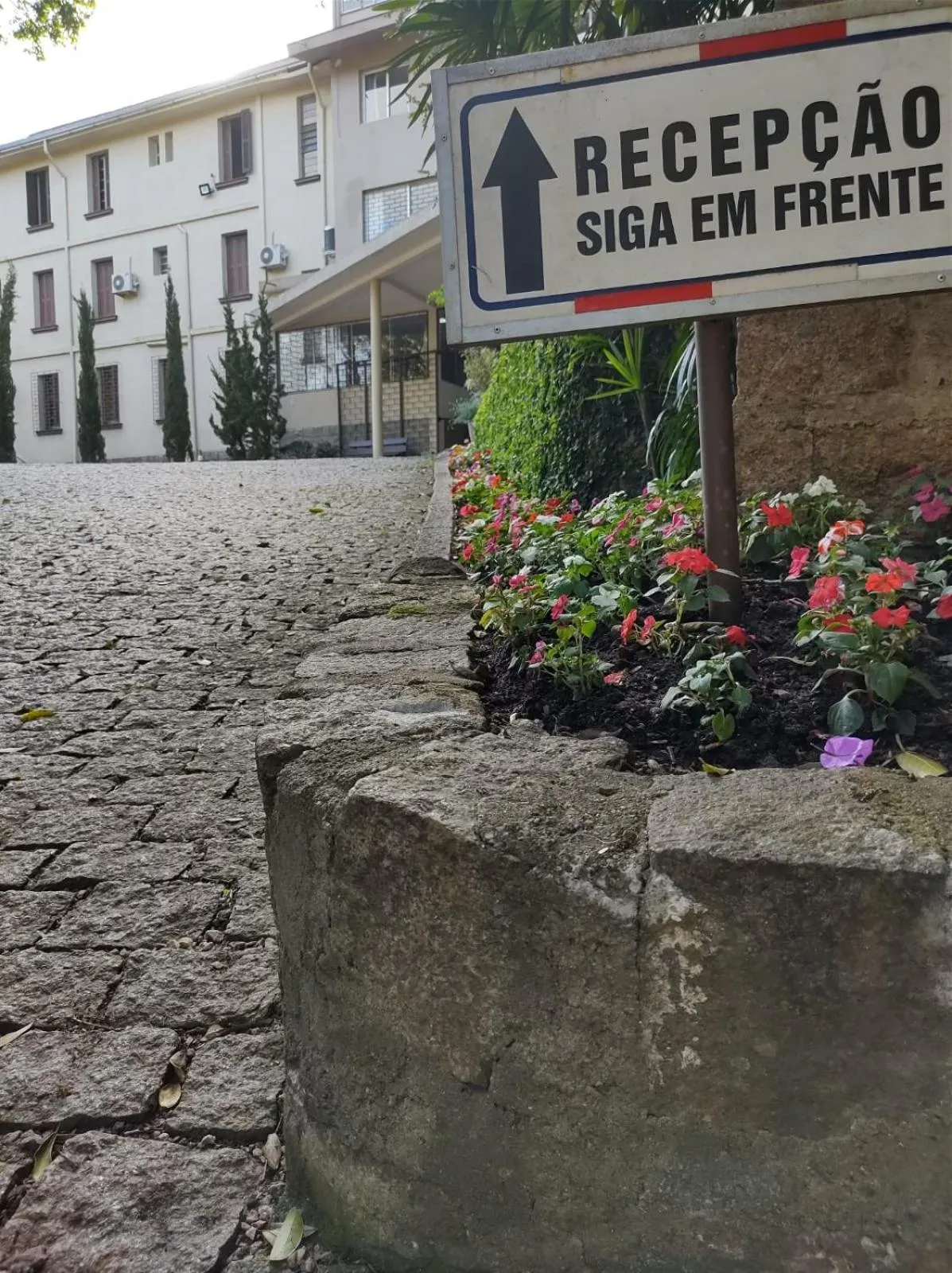 Property building in Vila Betânia