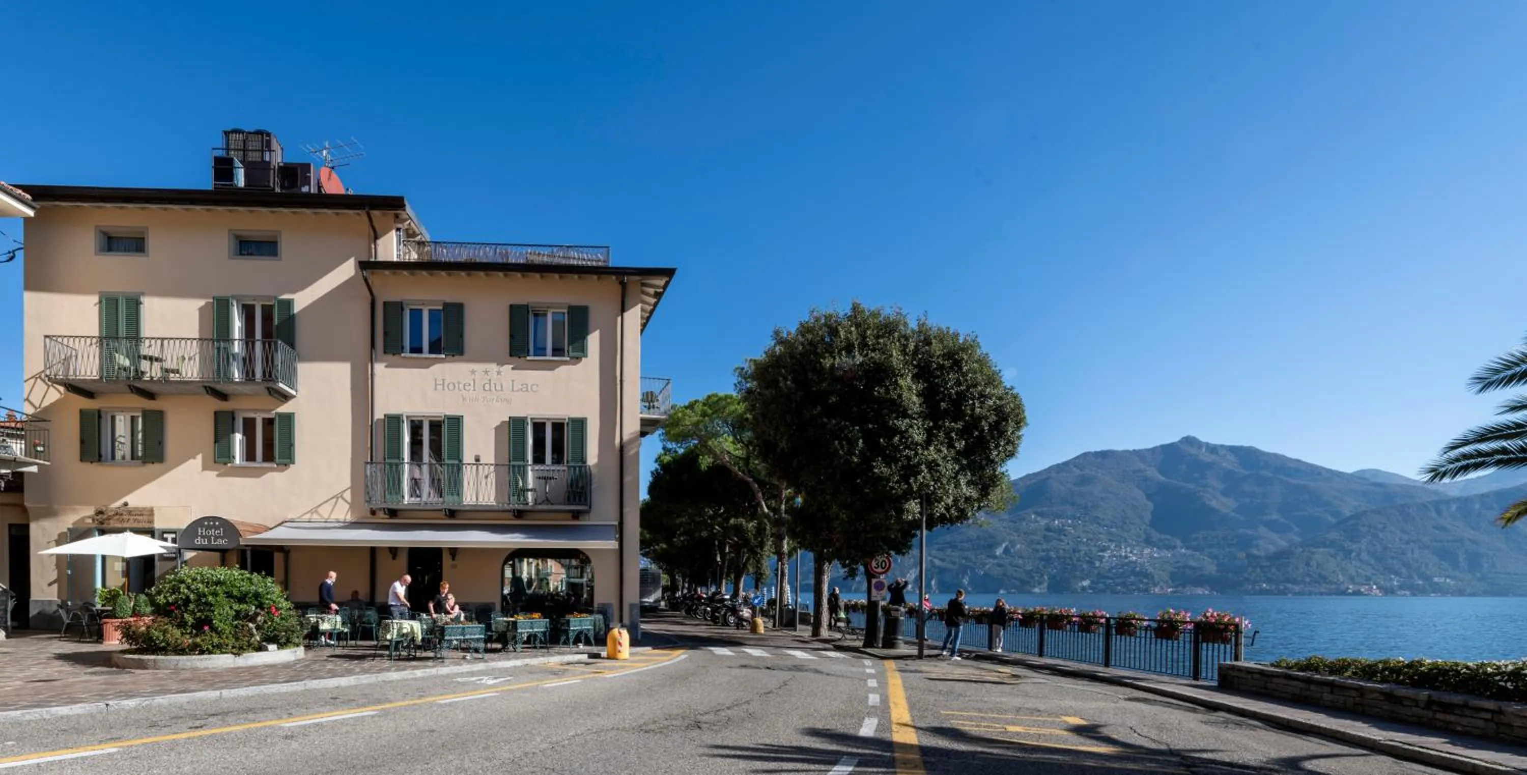 Property building in Hotel Du Lac Menaggio