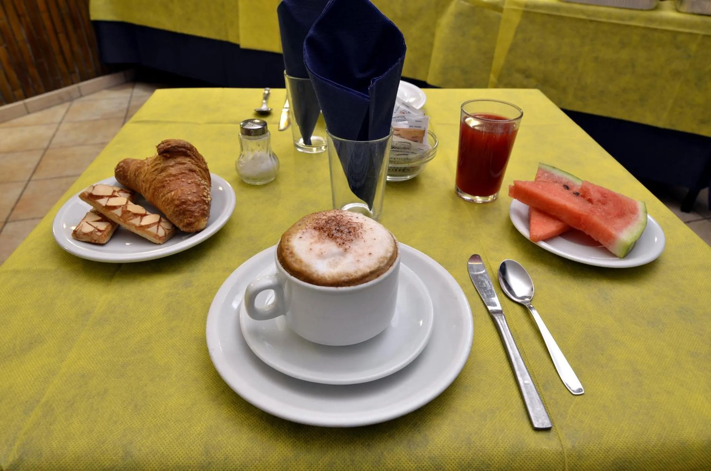 Breakfast in Hotel Tex