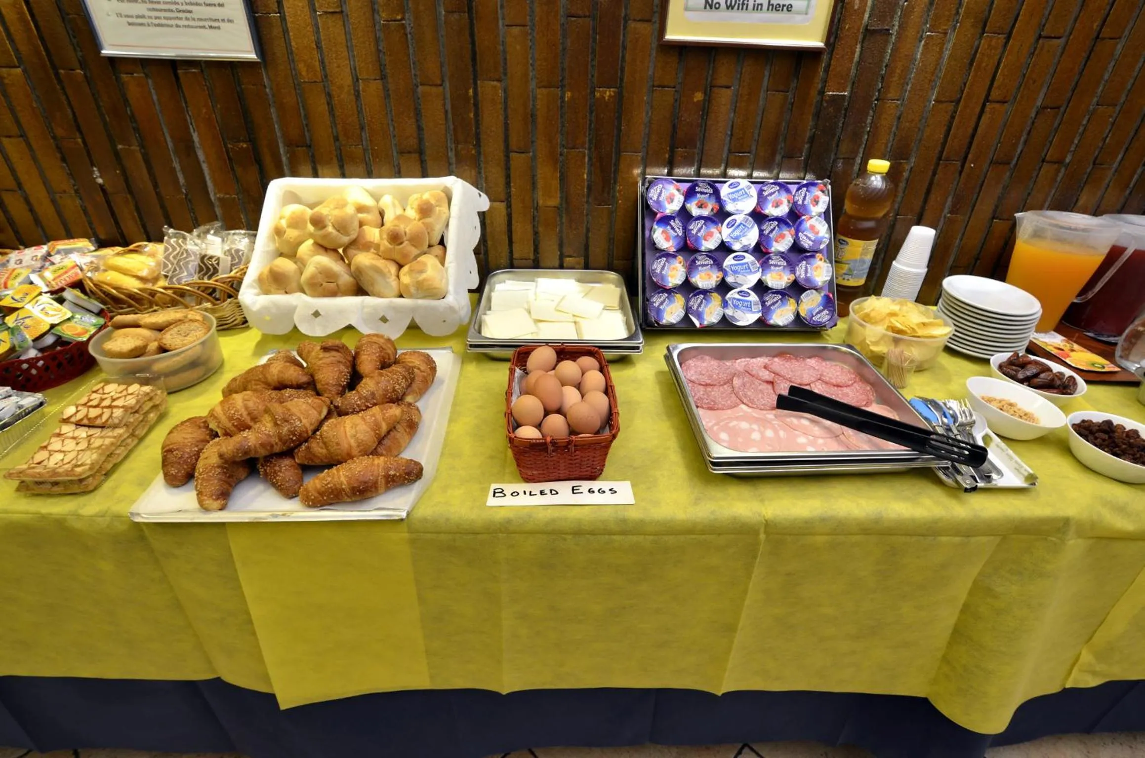 Breakfast in Hotel Tex