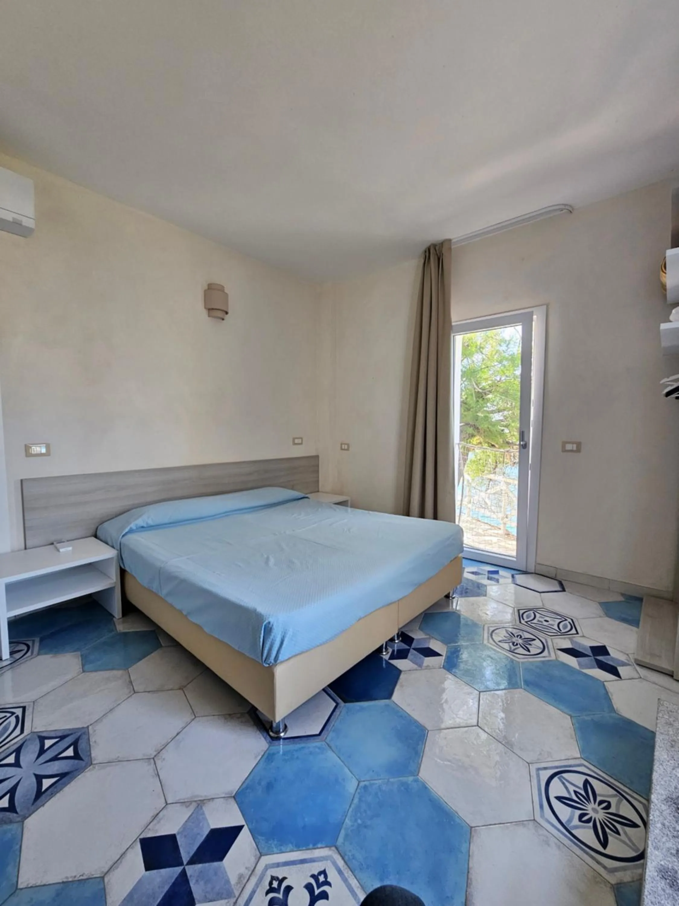 Bed in Appartamenti - Villa Mare
