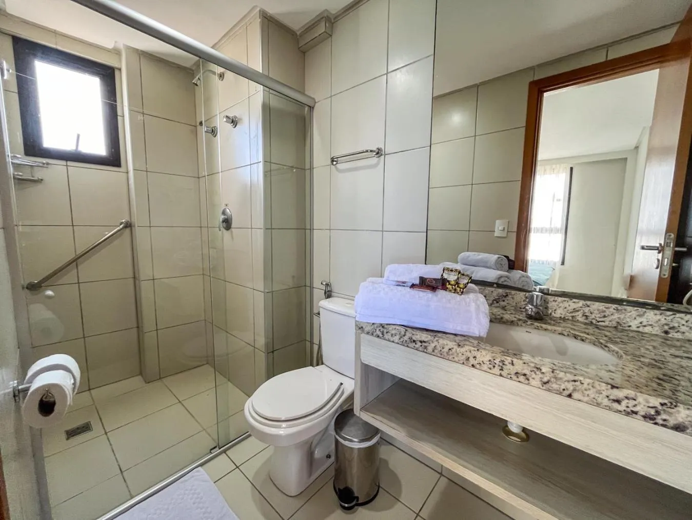 Shower in Ponta Negra Flats Confort Accommodations Vista para o Mar