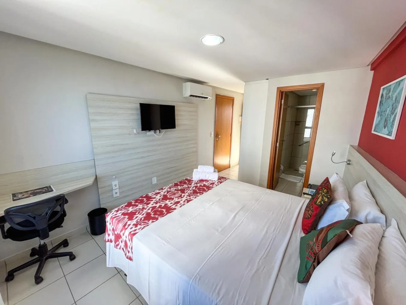 Photo of the whole room, Bed in Ponta Negra Flats Confort Accommodations Vista para o Mar