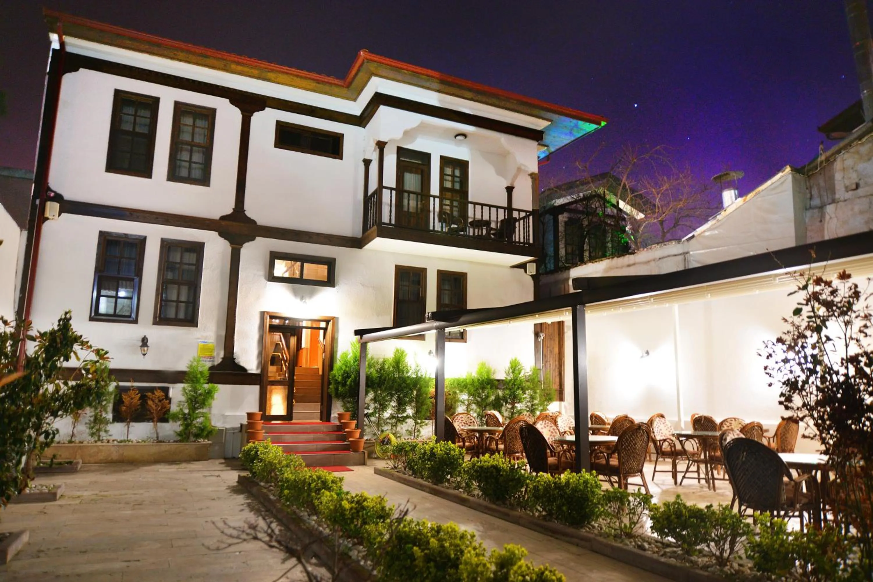 Garden in Uluhan Hotel