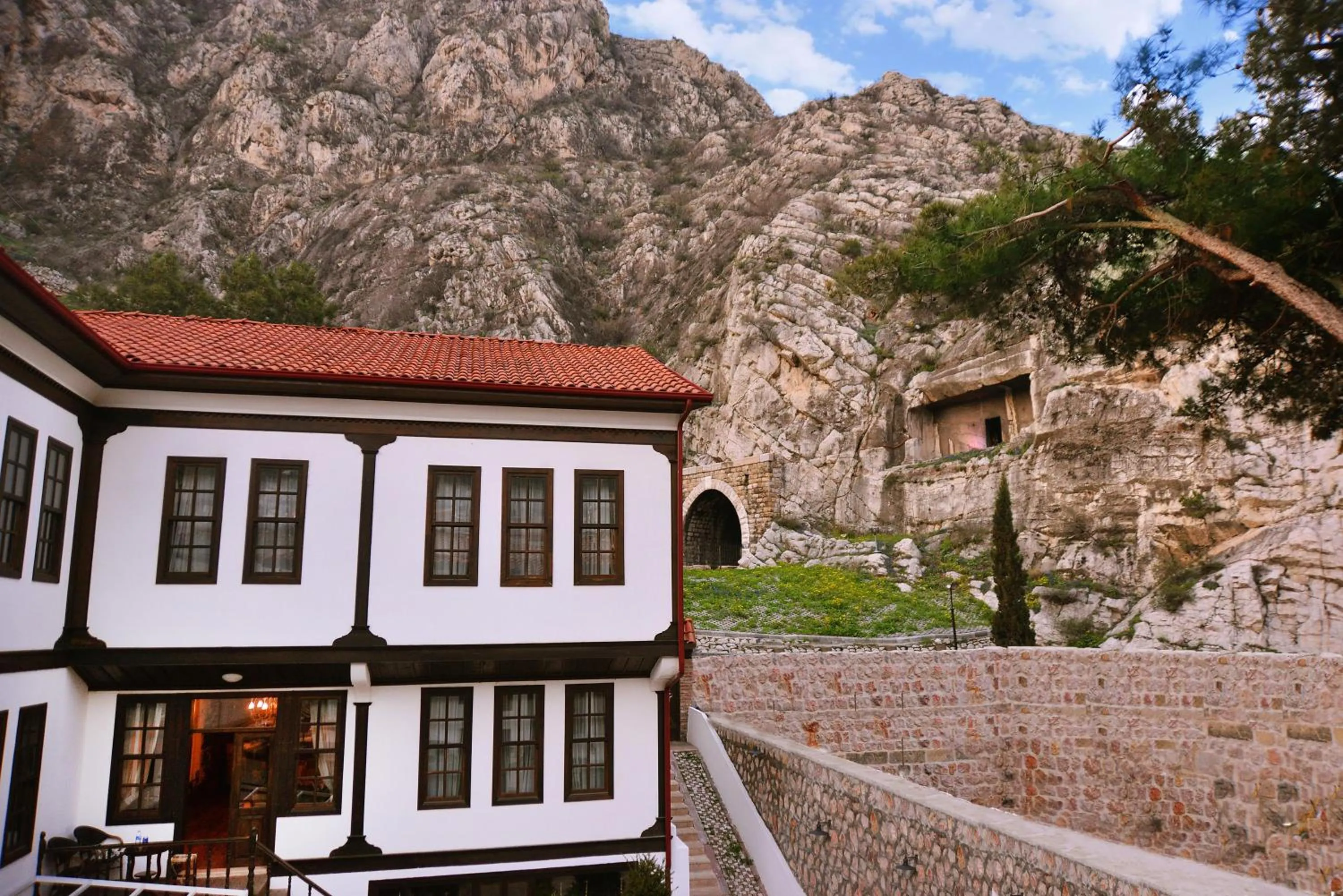 Property building in Uluhan Hotel