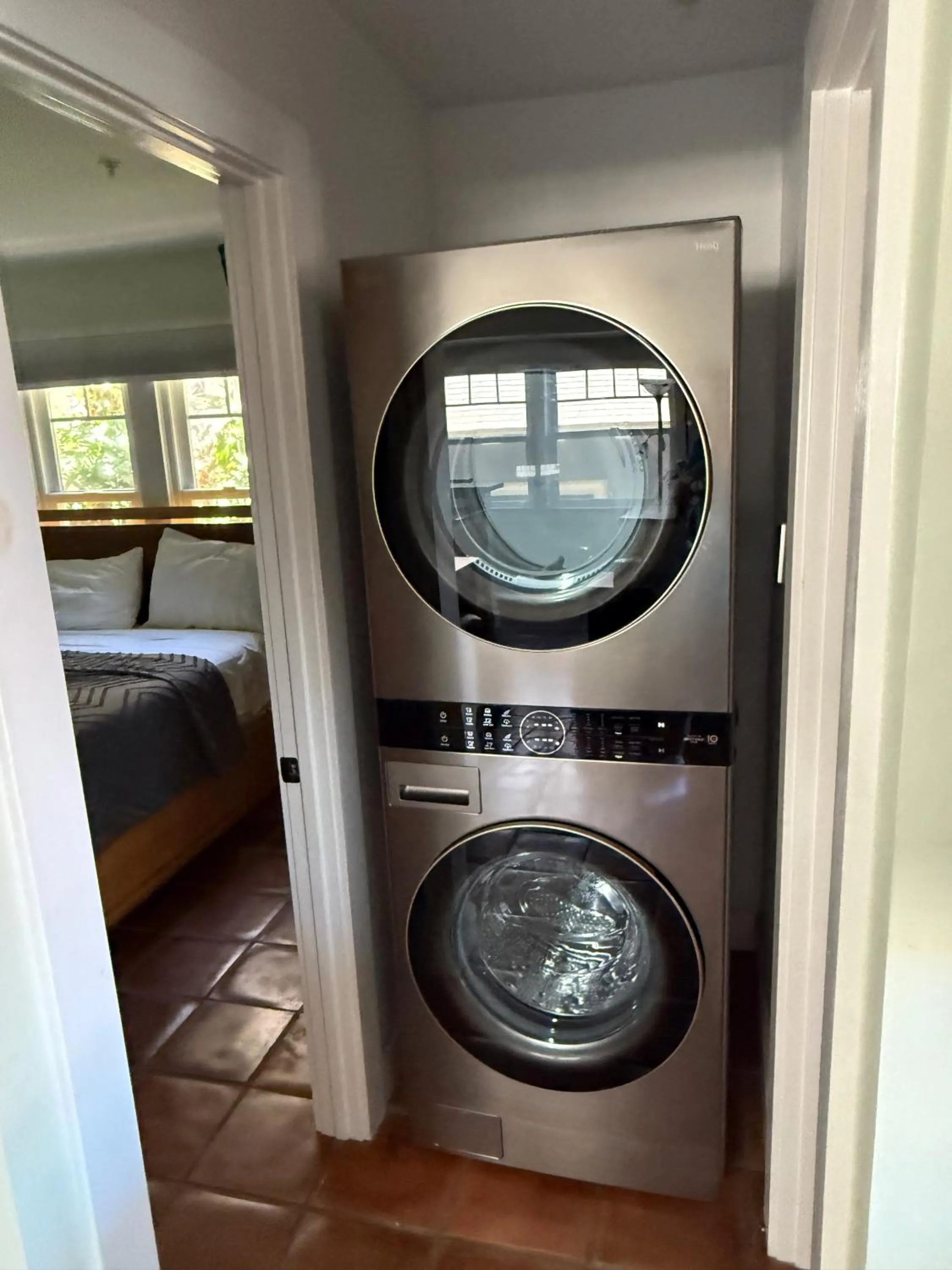 Catalina 3 bedrooms with Hot Tub & Golf Cart