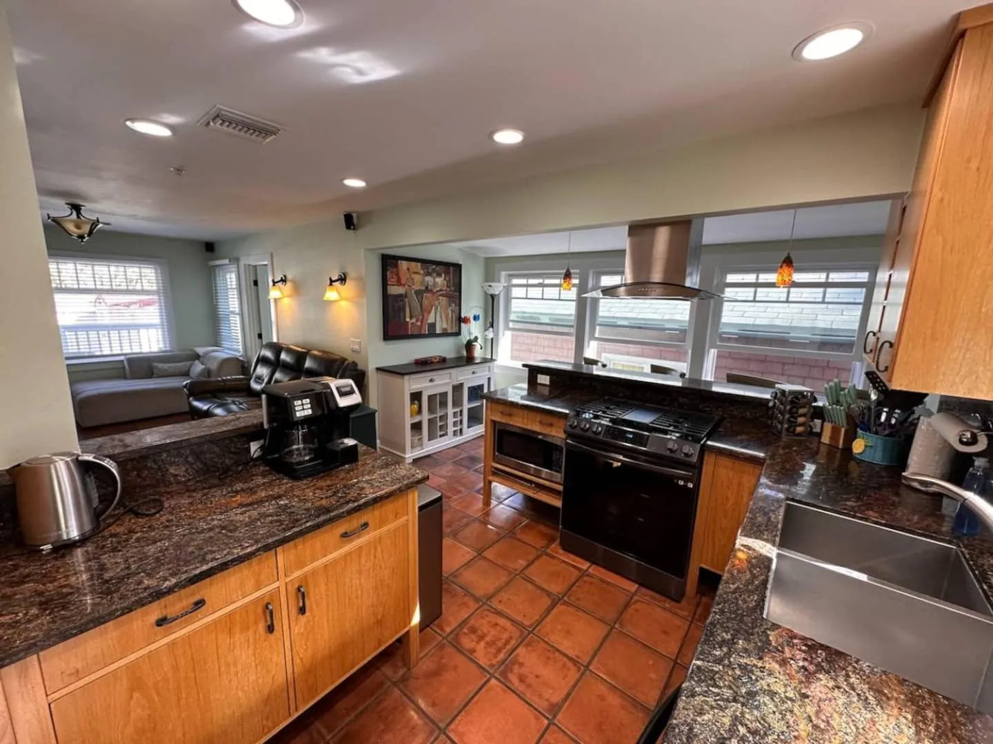 Catalina 3 bedrooms with Hot Tub & Golf Cart