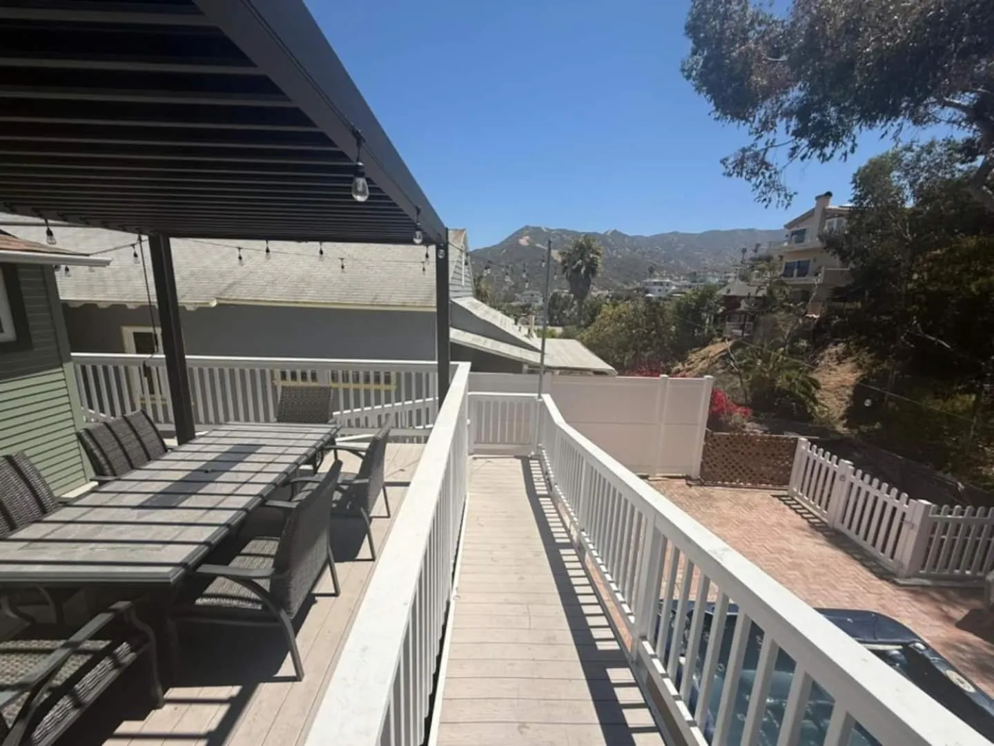 Catalina 3 bedrooms with Hot Tub & Golf Cart