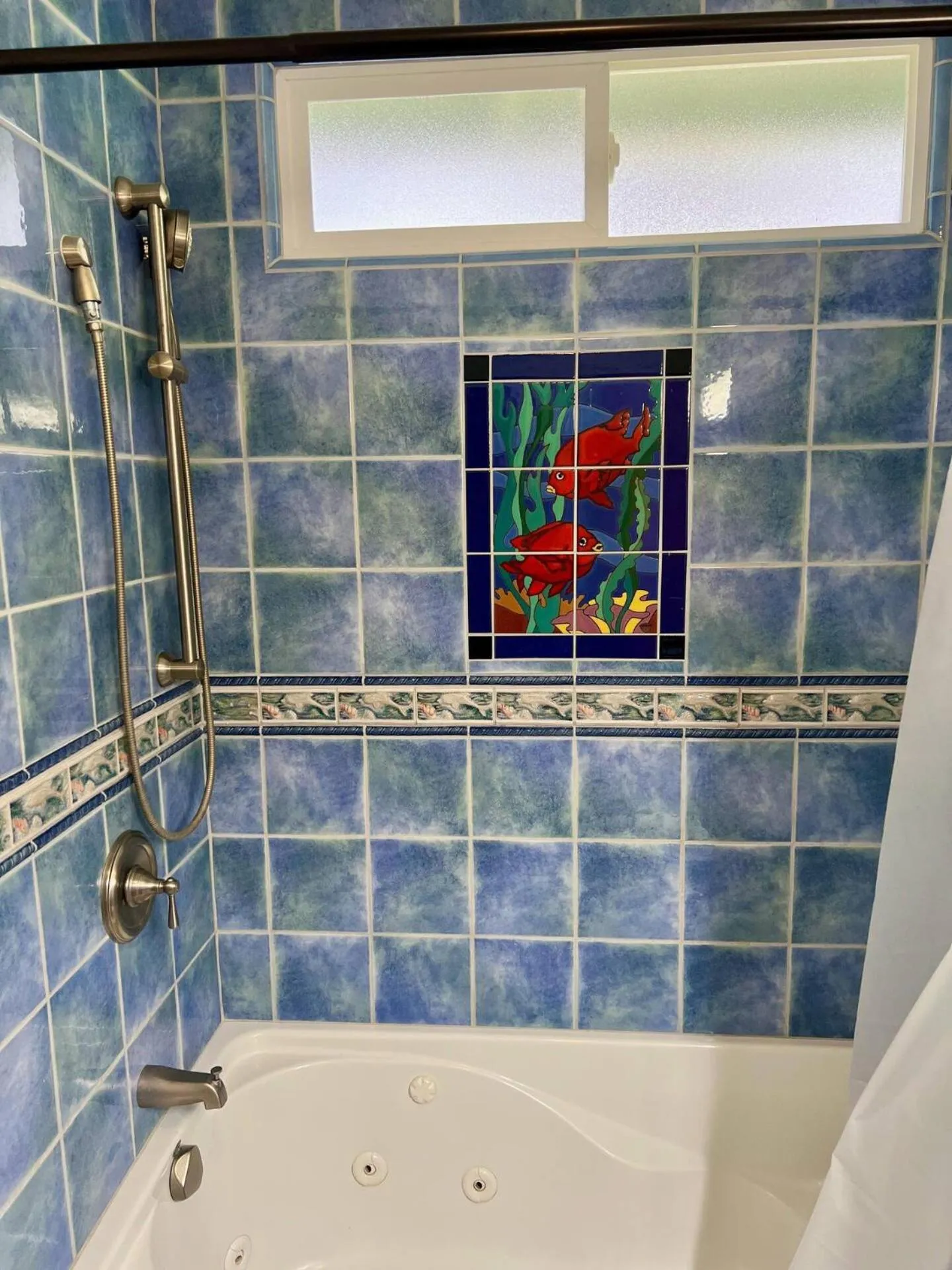 Catalina 3 bedrooms with Hot Tub & Golf Cart