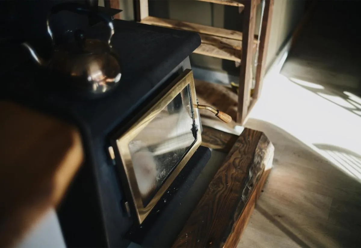 Restaurant/places to eat, Bed in RONENAI BASE