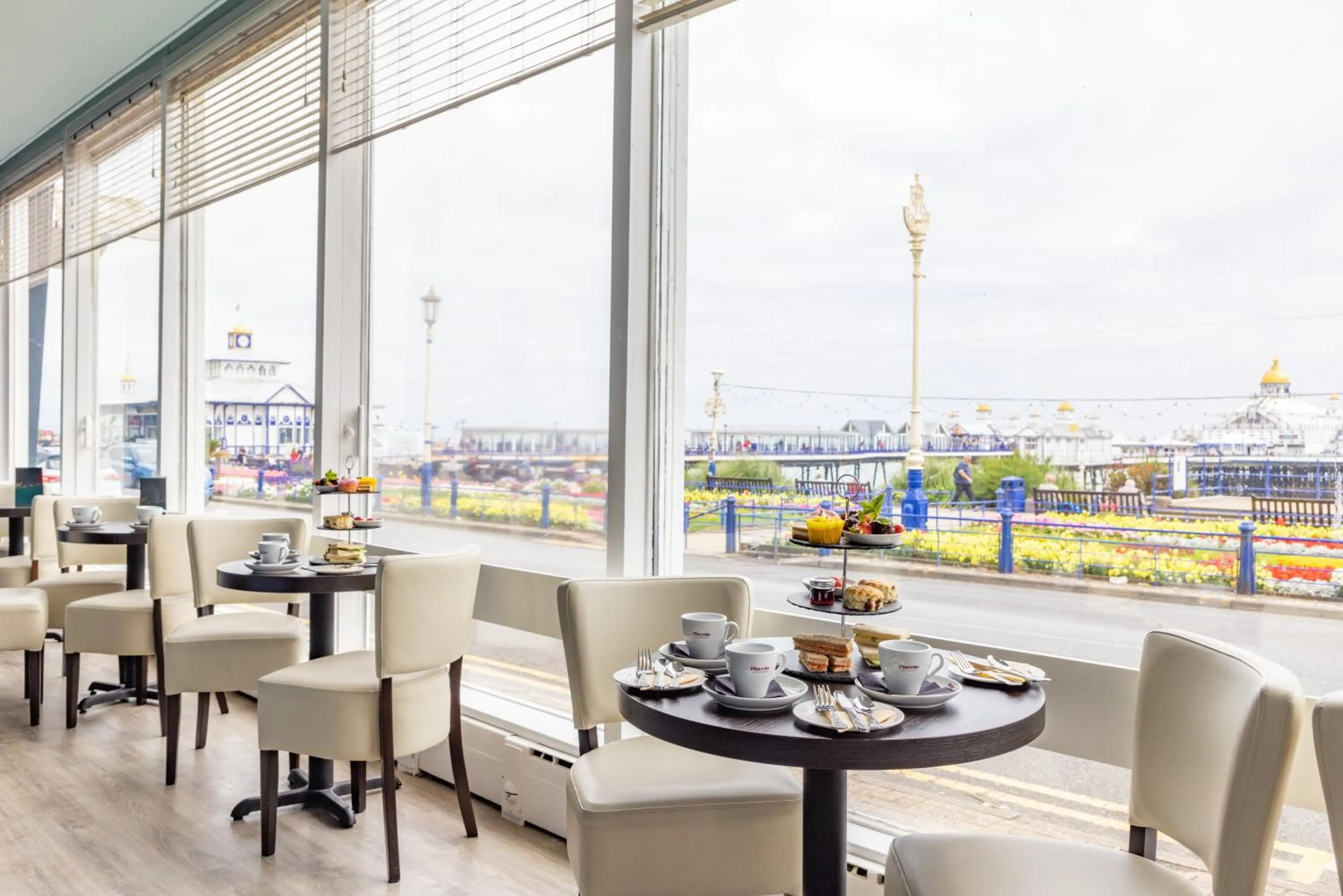 Dining area in The Burlington Hotel