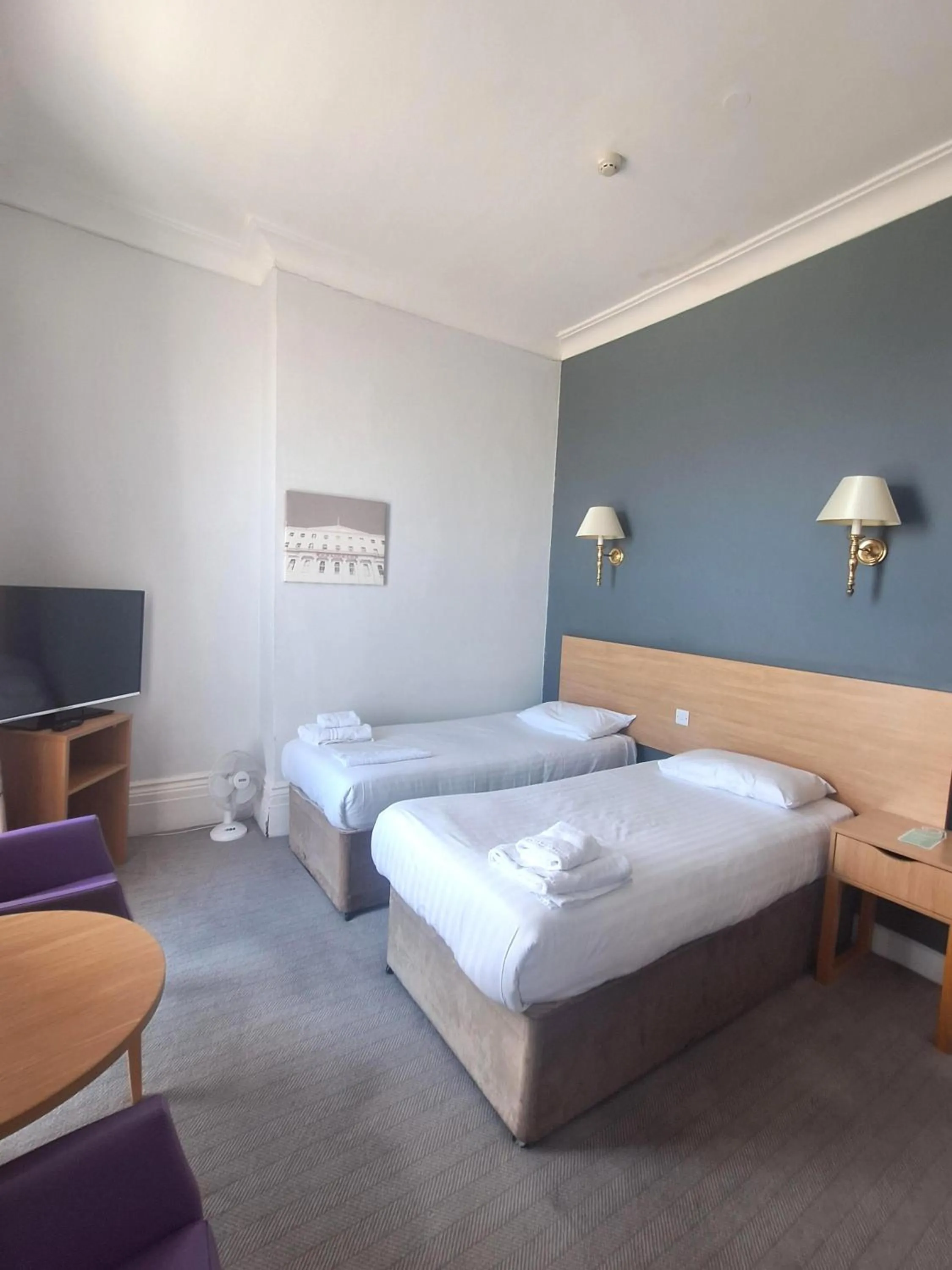 Bed in The Burlington Hotel