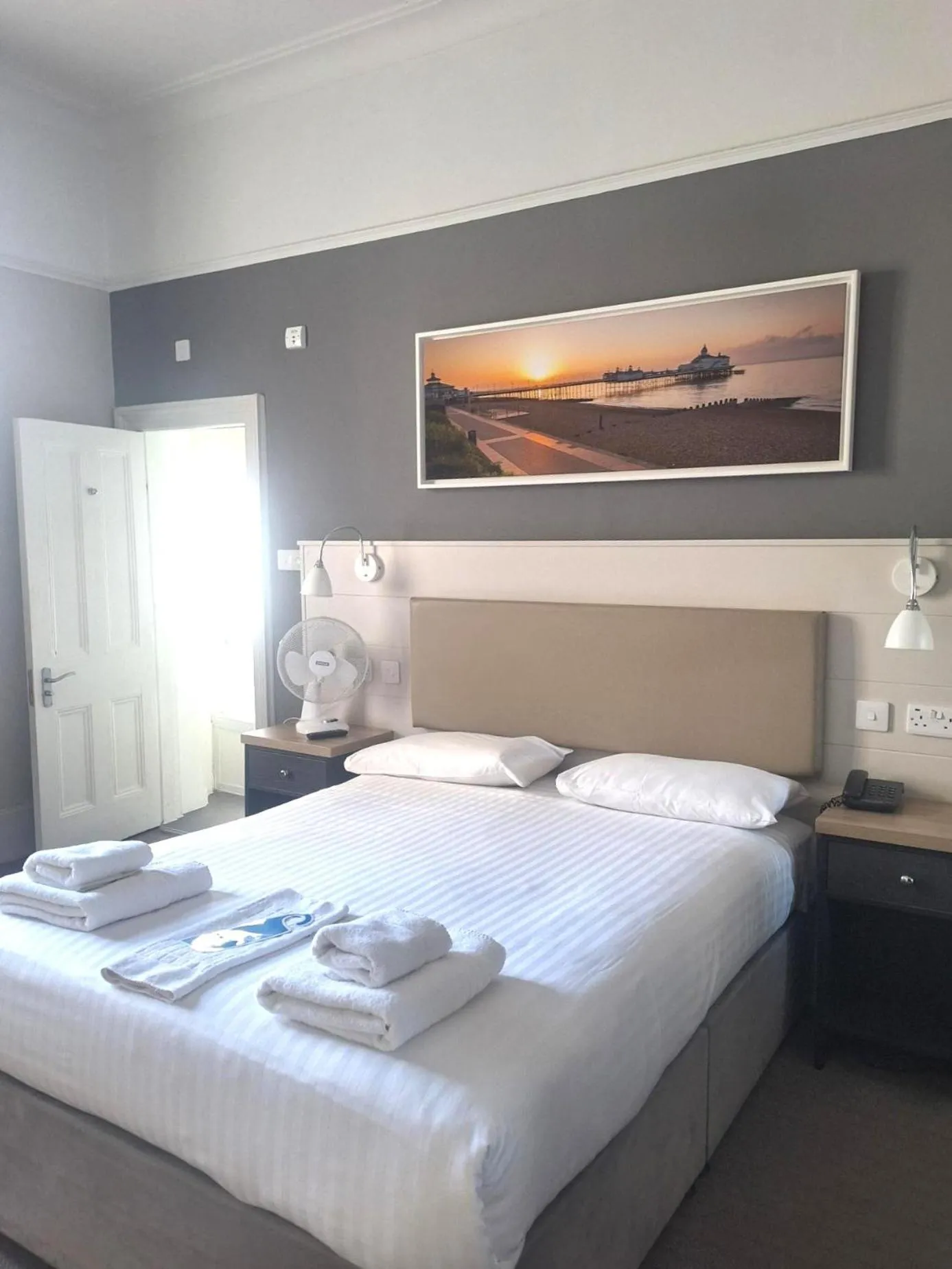 Bed in The Burlington Hotel