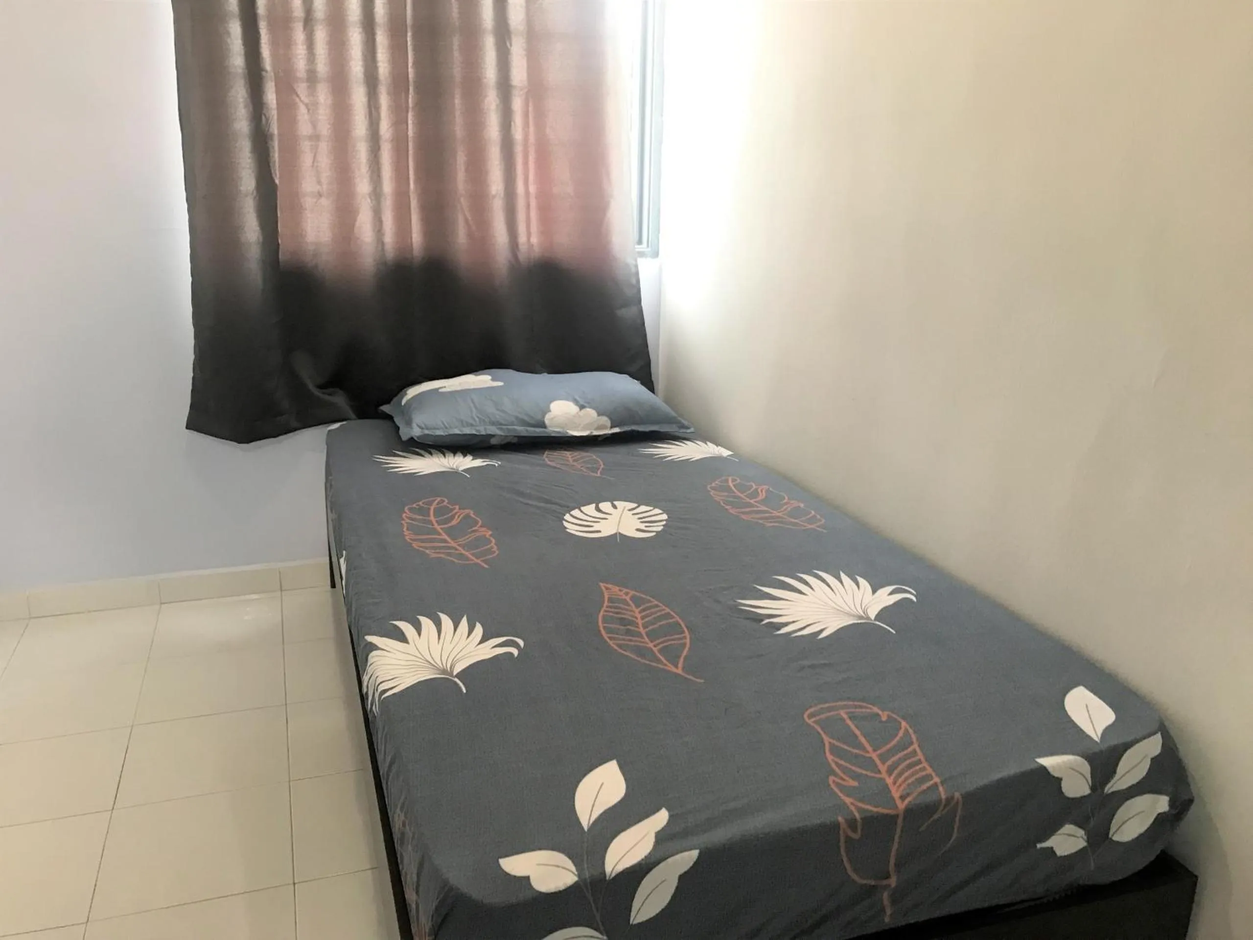 Bedroom in OYO 90493 JL Homestay