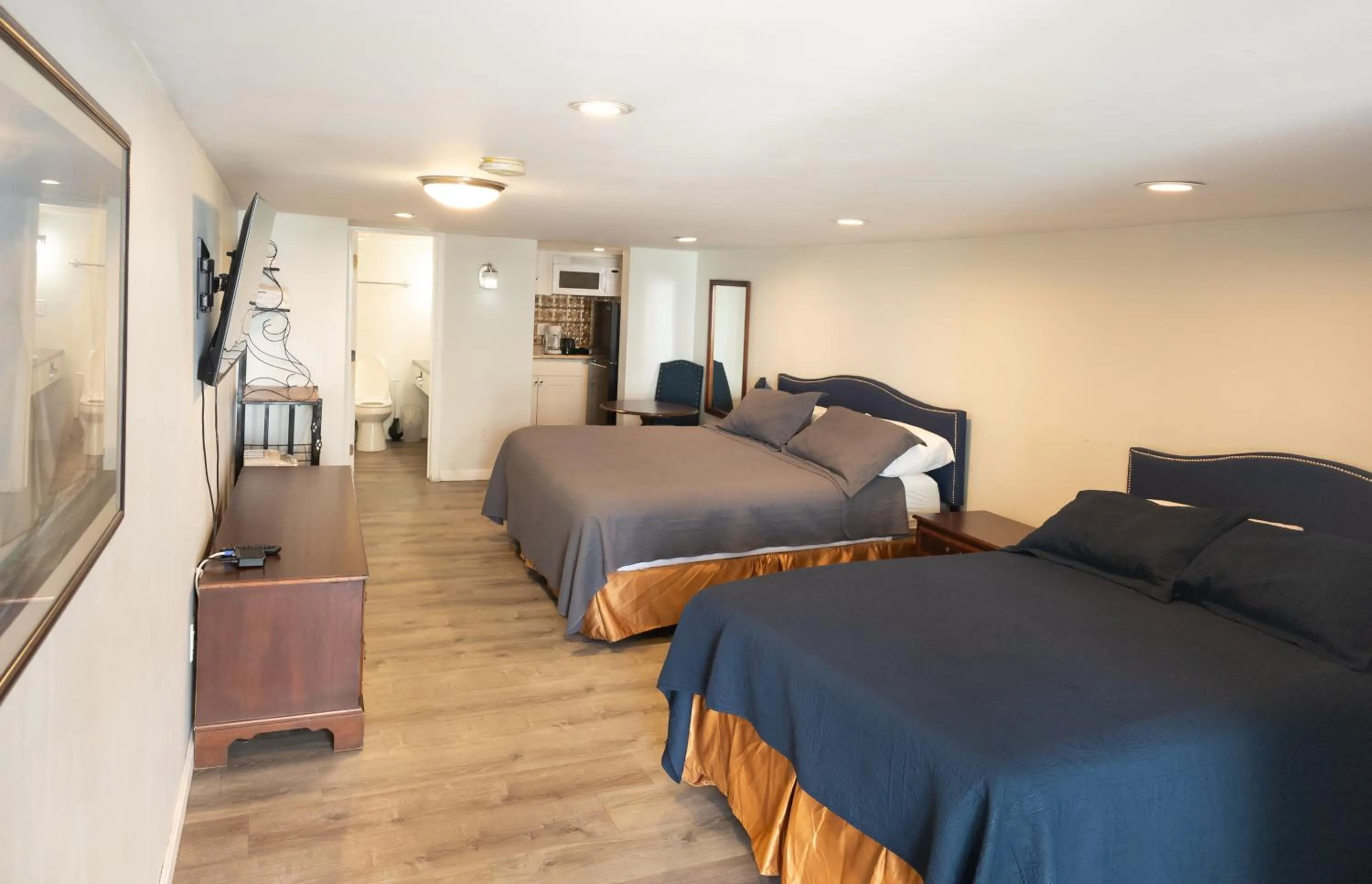 TV and multimedia, Bed in Ships Inn