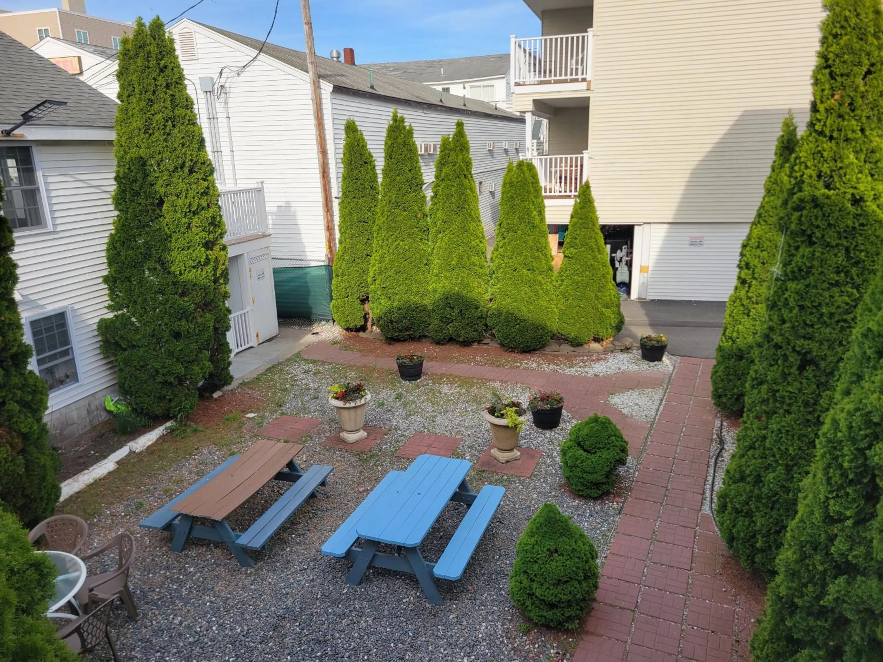 Property building in Ships Inn