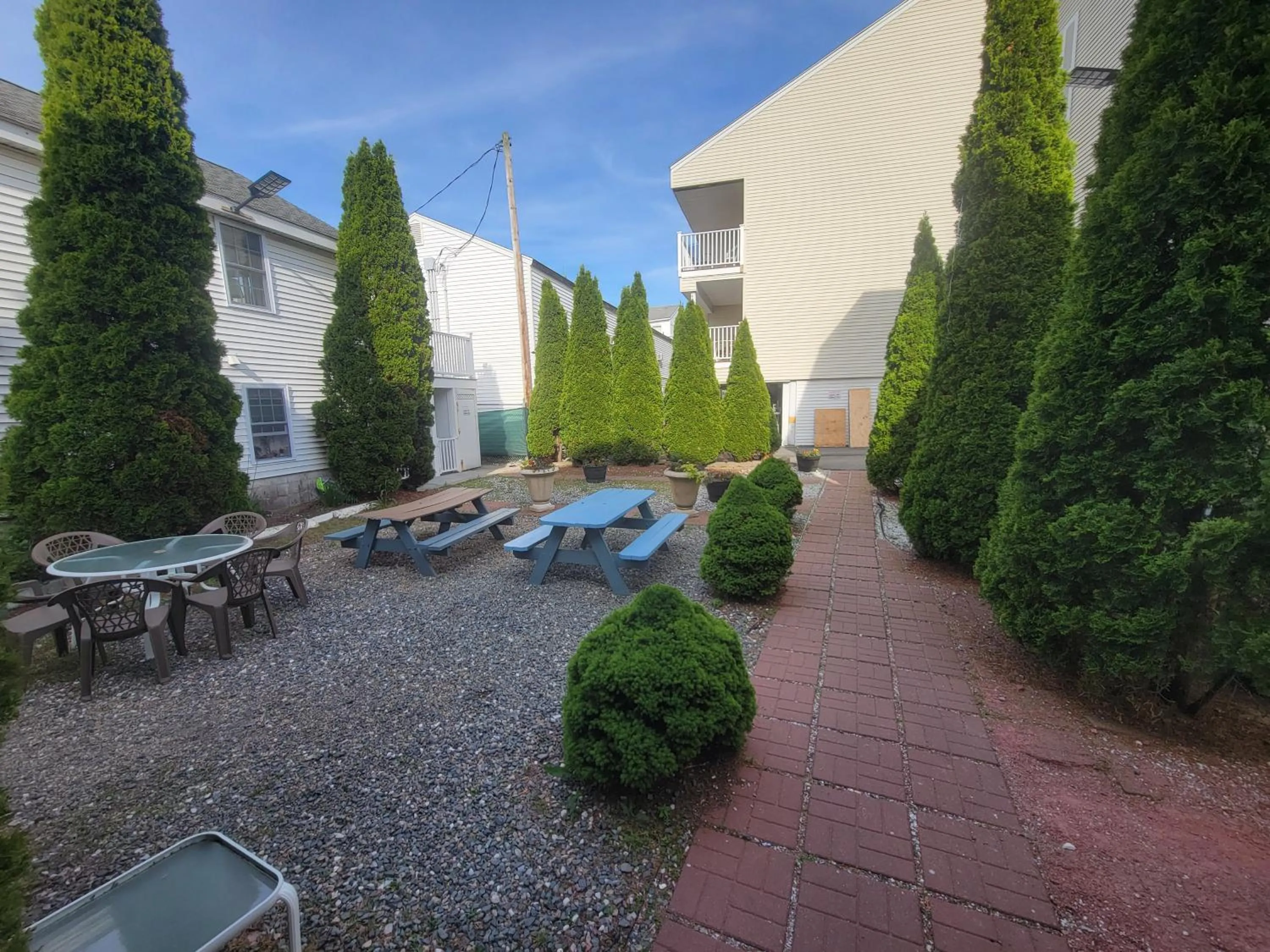 Property building in Ships Inn