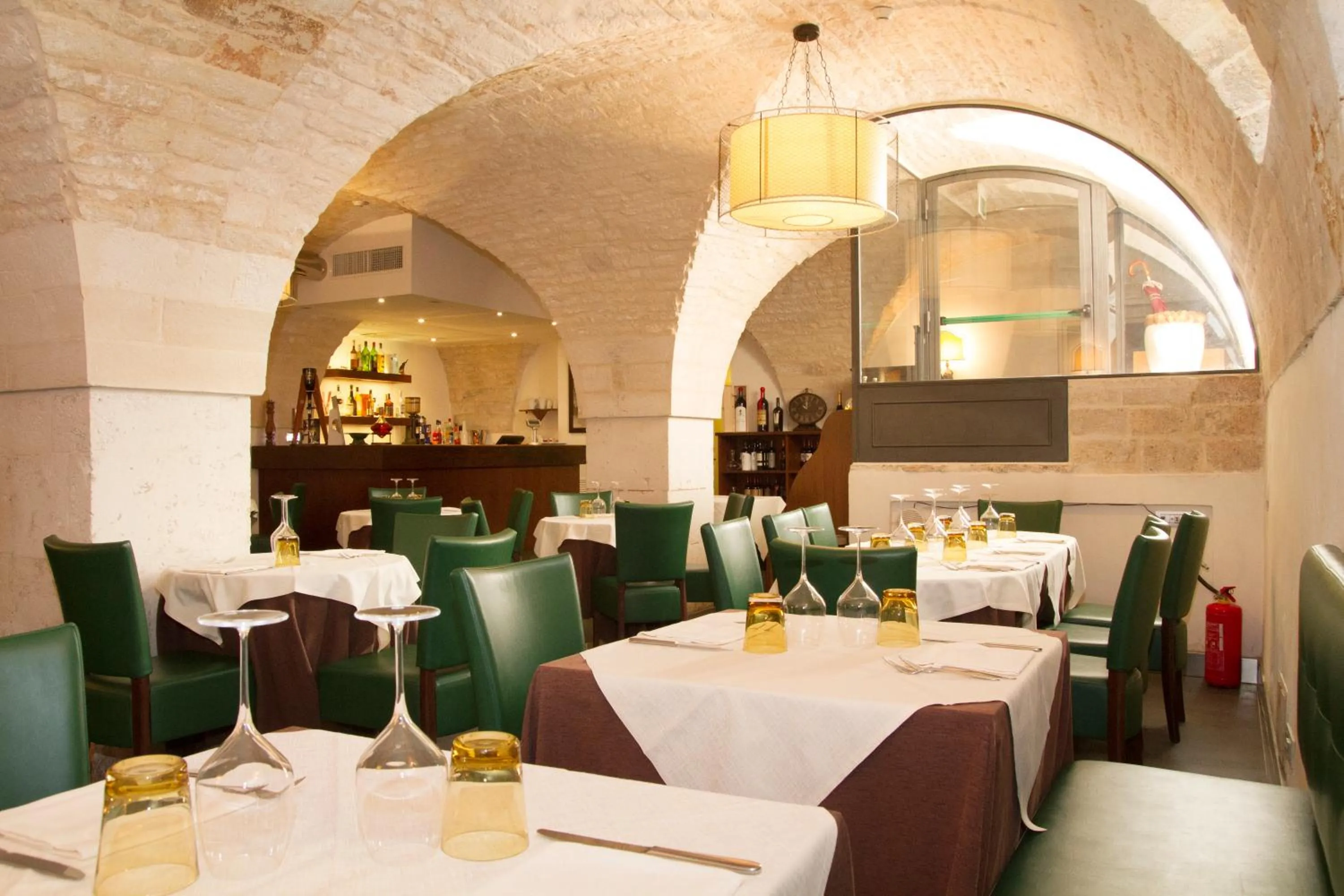 Restaurant/places to eat in Hotel Lanzillotta