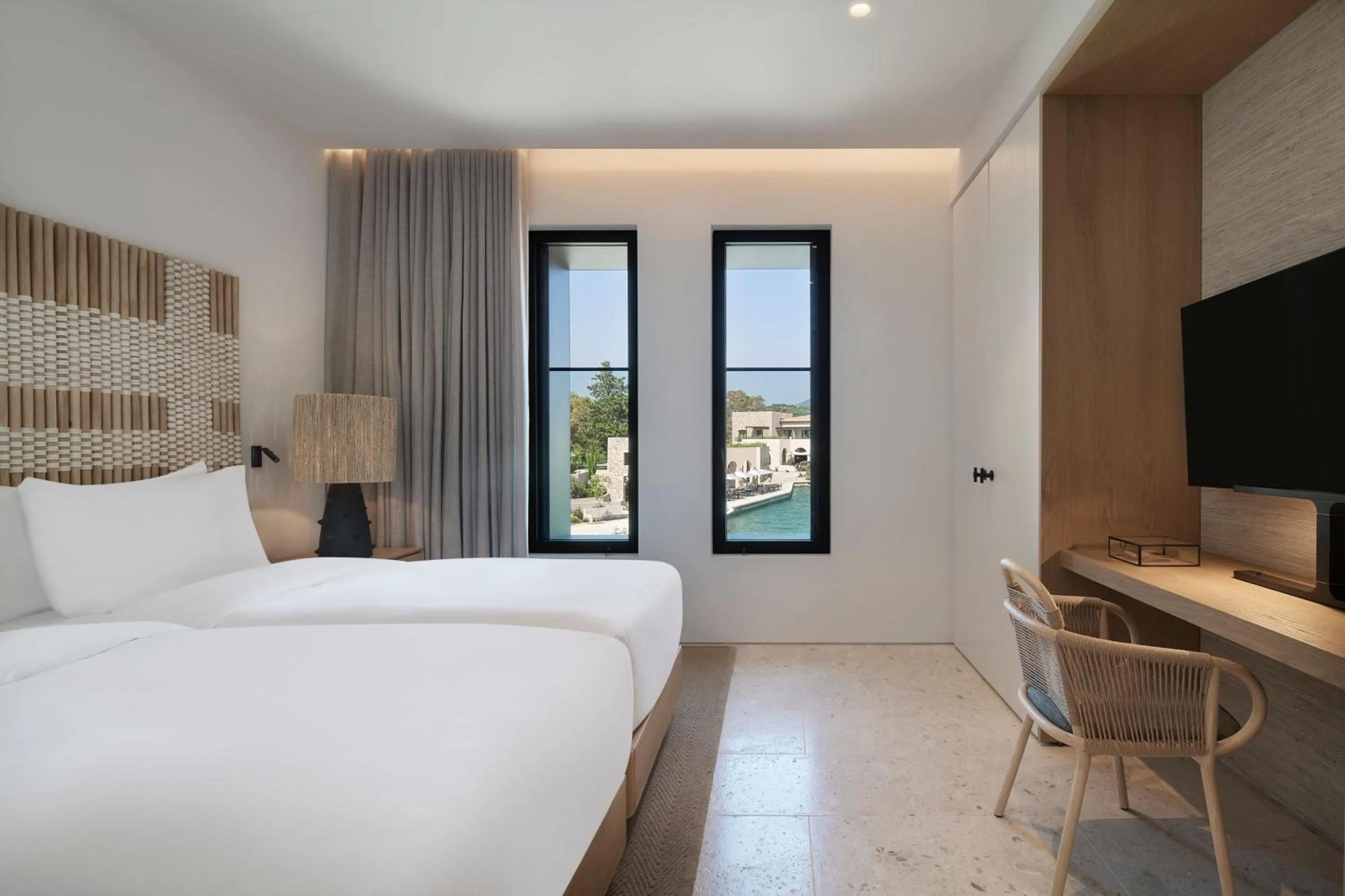 Bedroom, Bed in W Costa Navarino