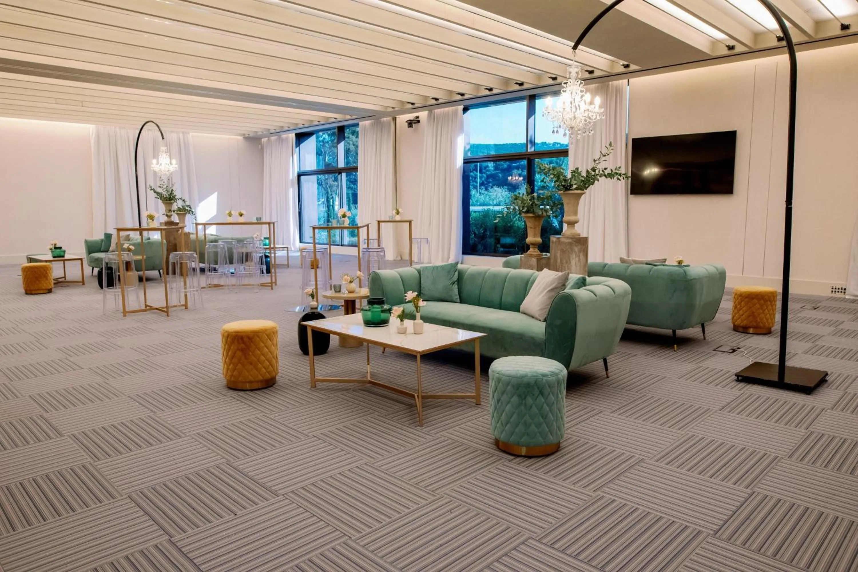 Lobby or reception in W Costa Navarino