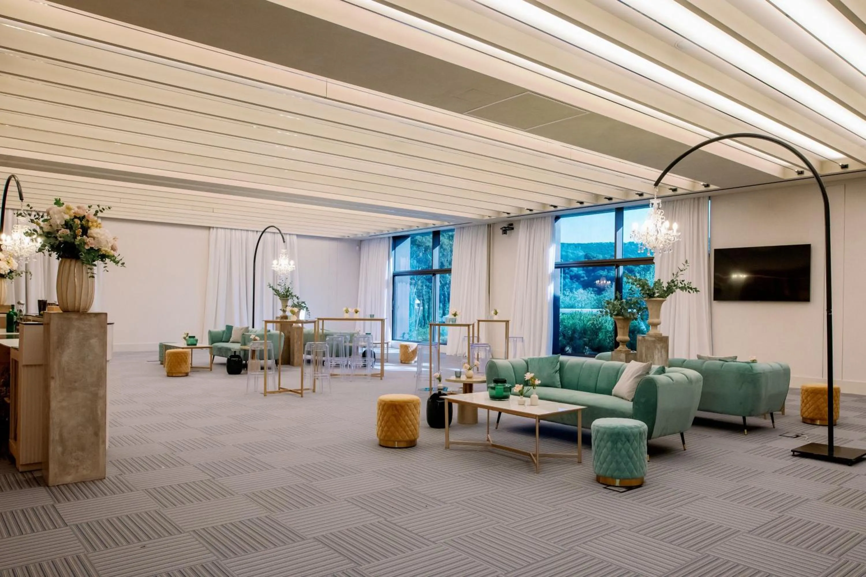 Banquet/Function facilities in W Costa Navarino