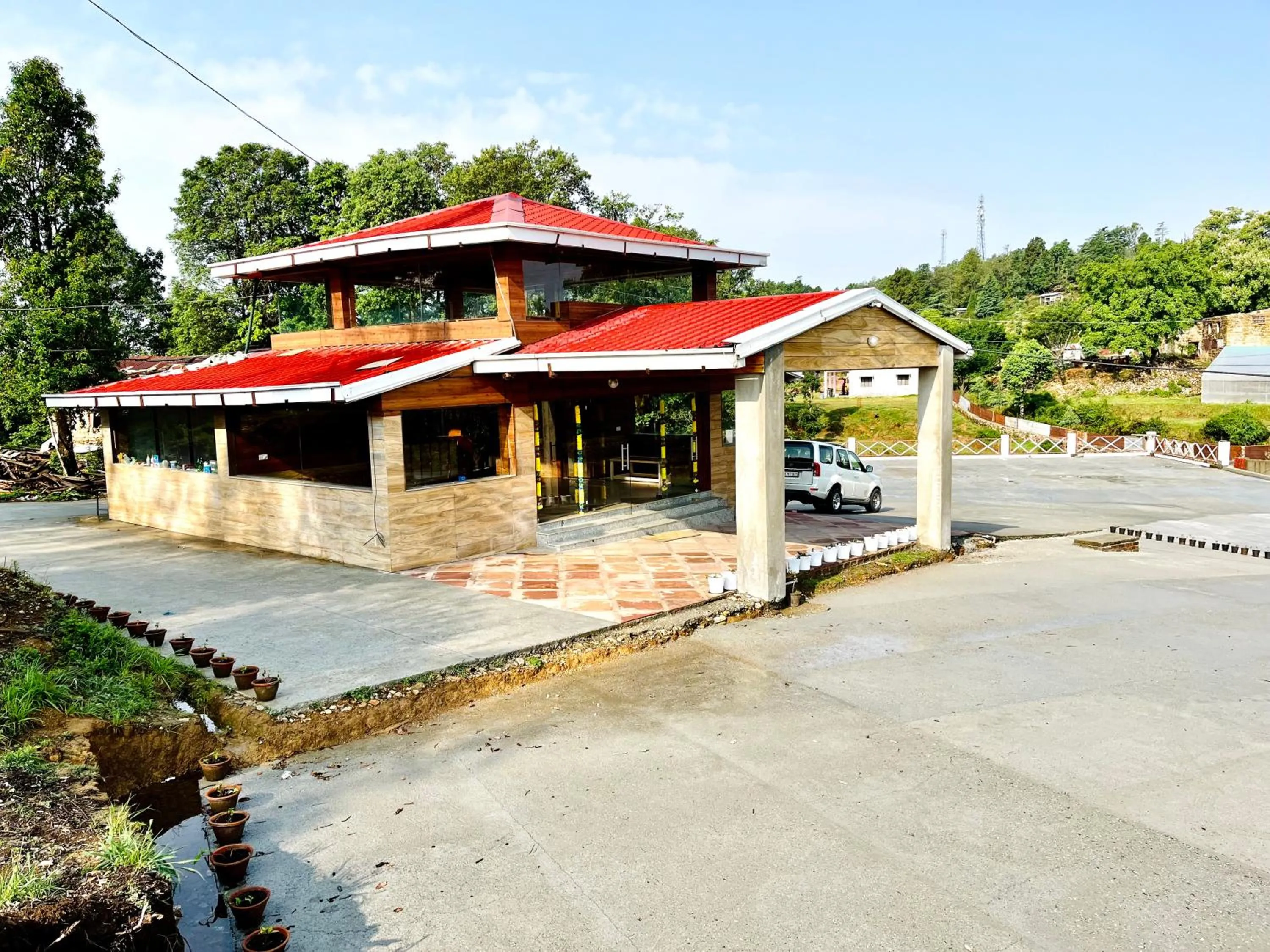 Facade/entrance in NEELGAGAN RESORT