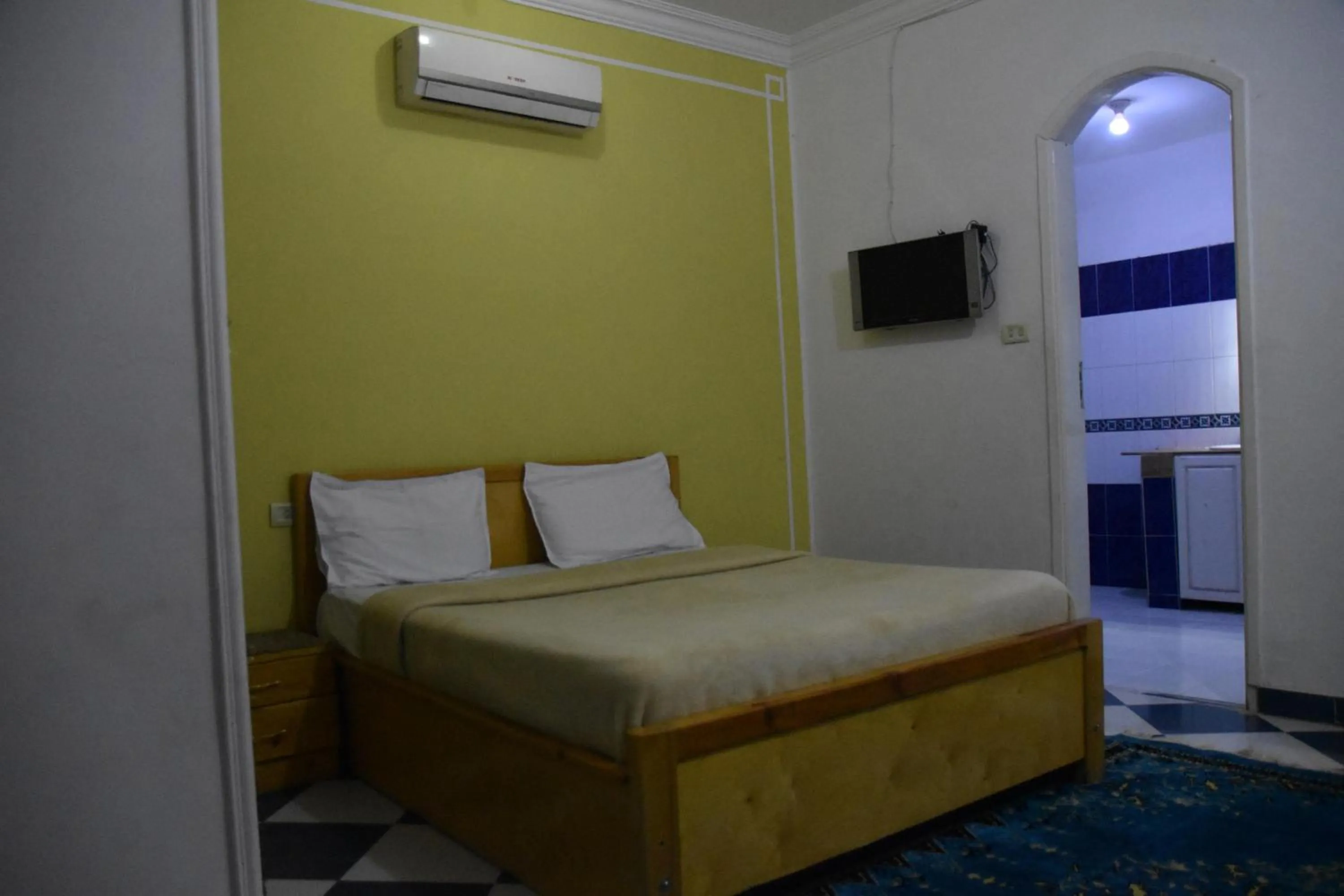 Bed in Orient star hotel luxor