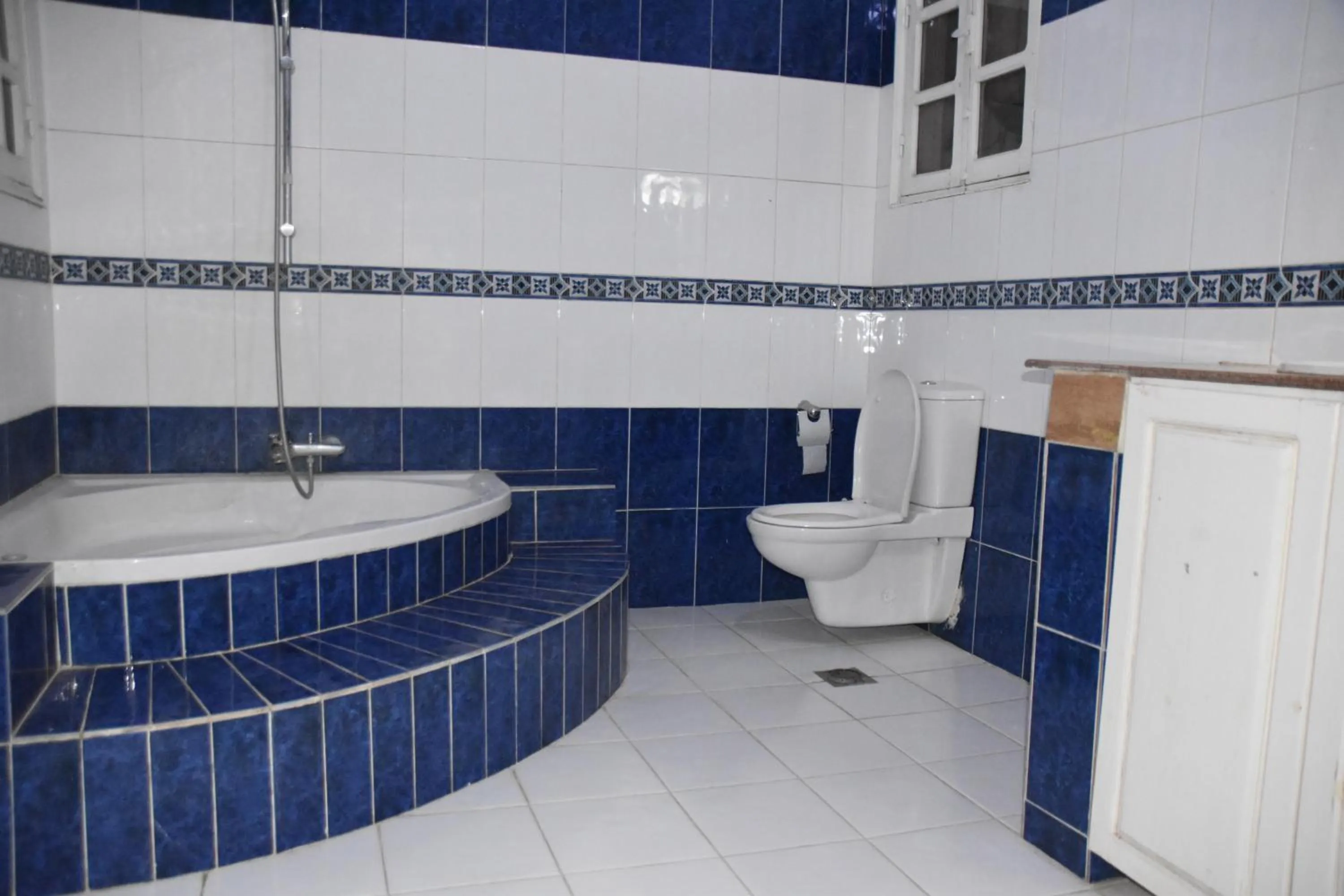 Shower in Orient star hotel luxor