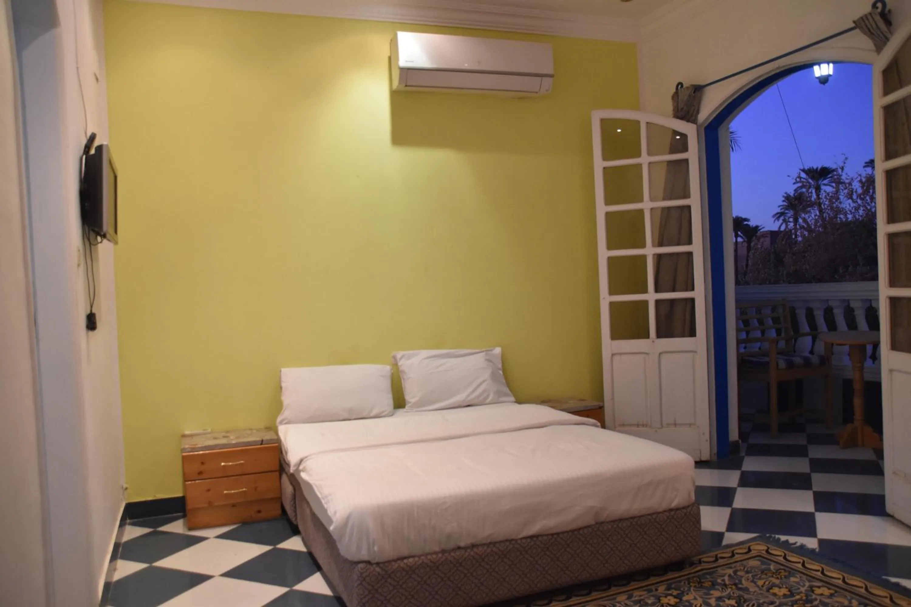 Bed in Orient star hotel luxor