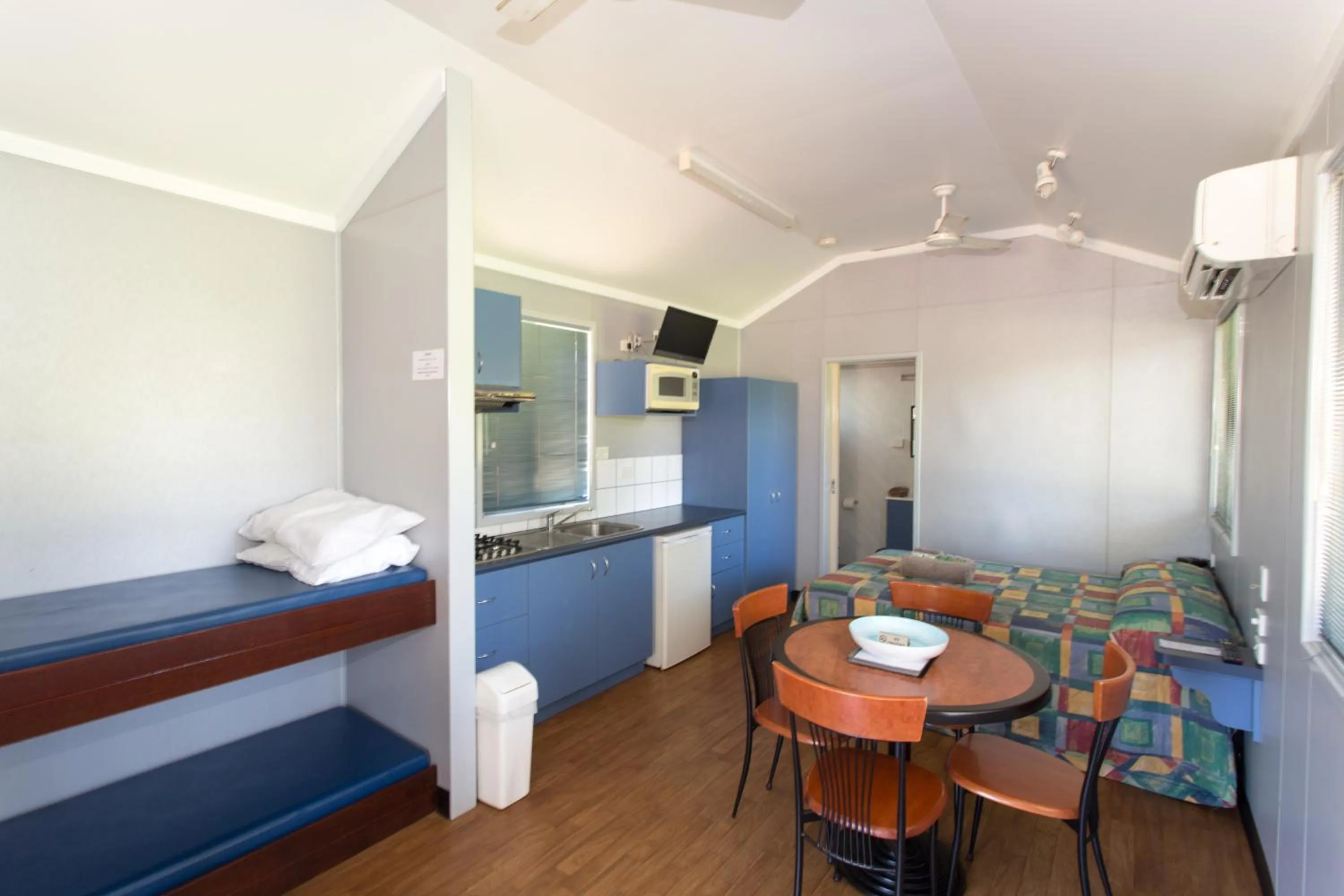 Kitchen or kitchenette in Ivanhoe Resort
