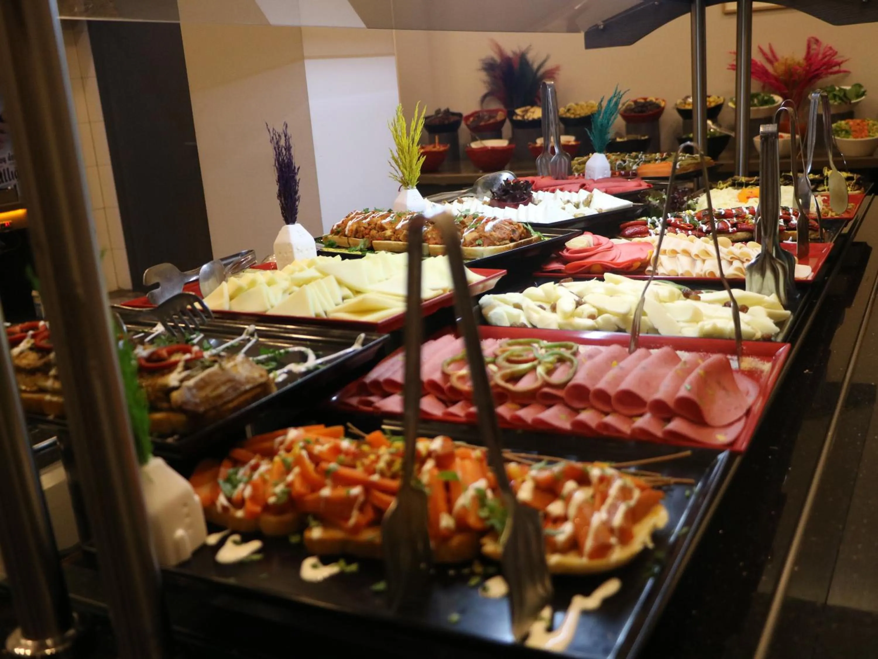 Buffet breakfast in Isnova Hotel Airport