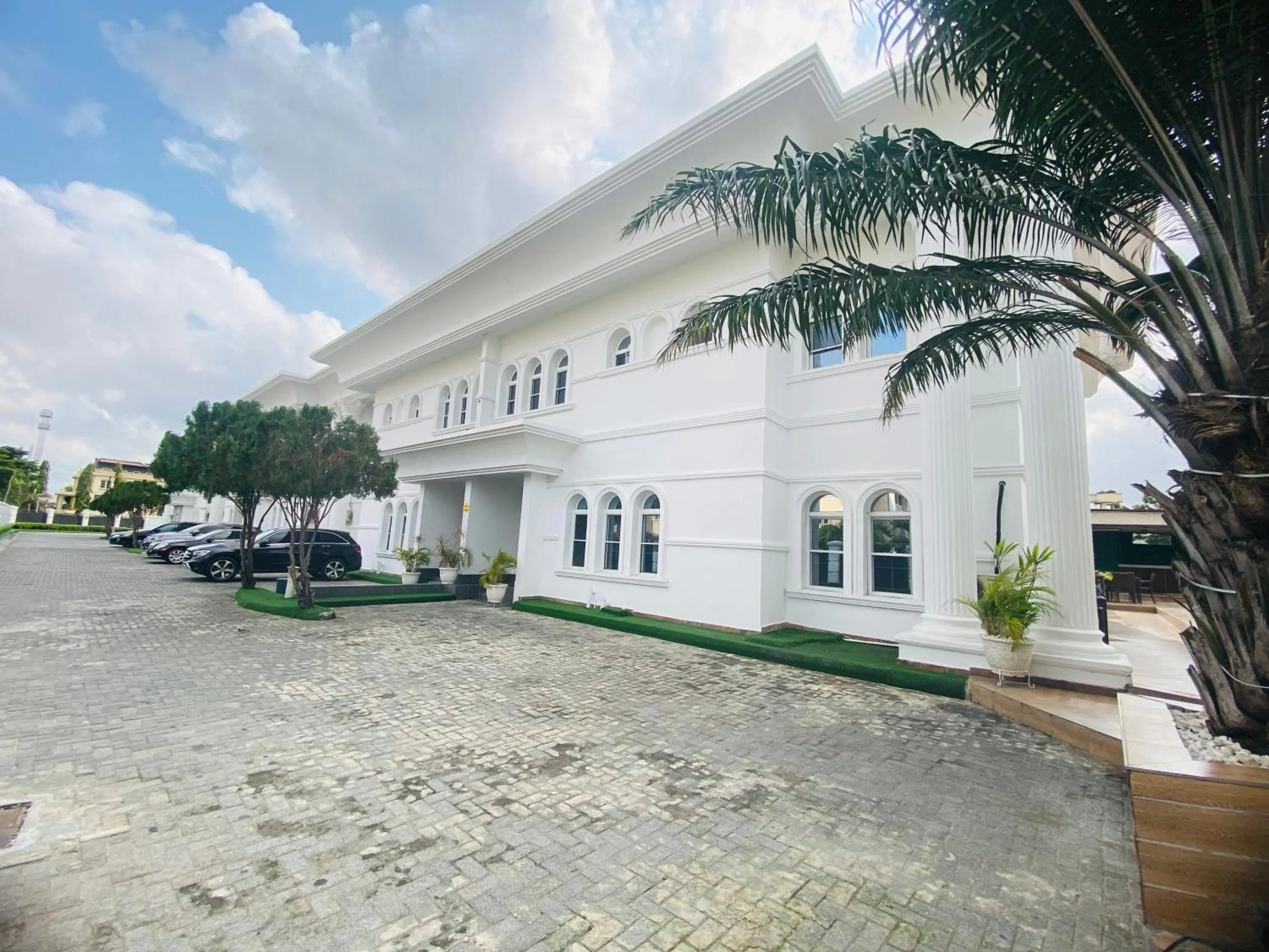 Property building in PRESKEN WHITE HOUSE