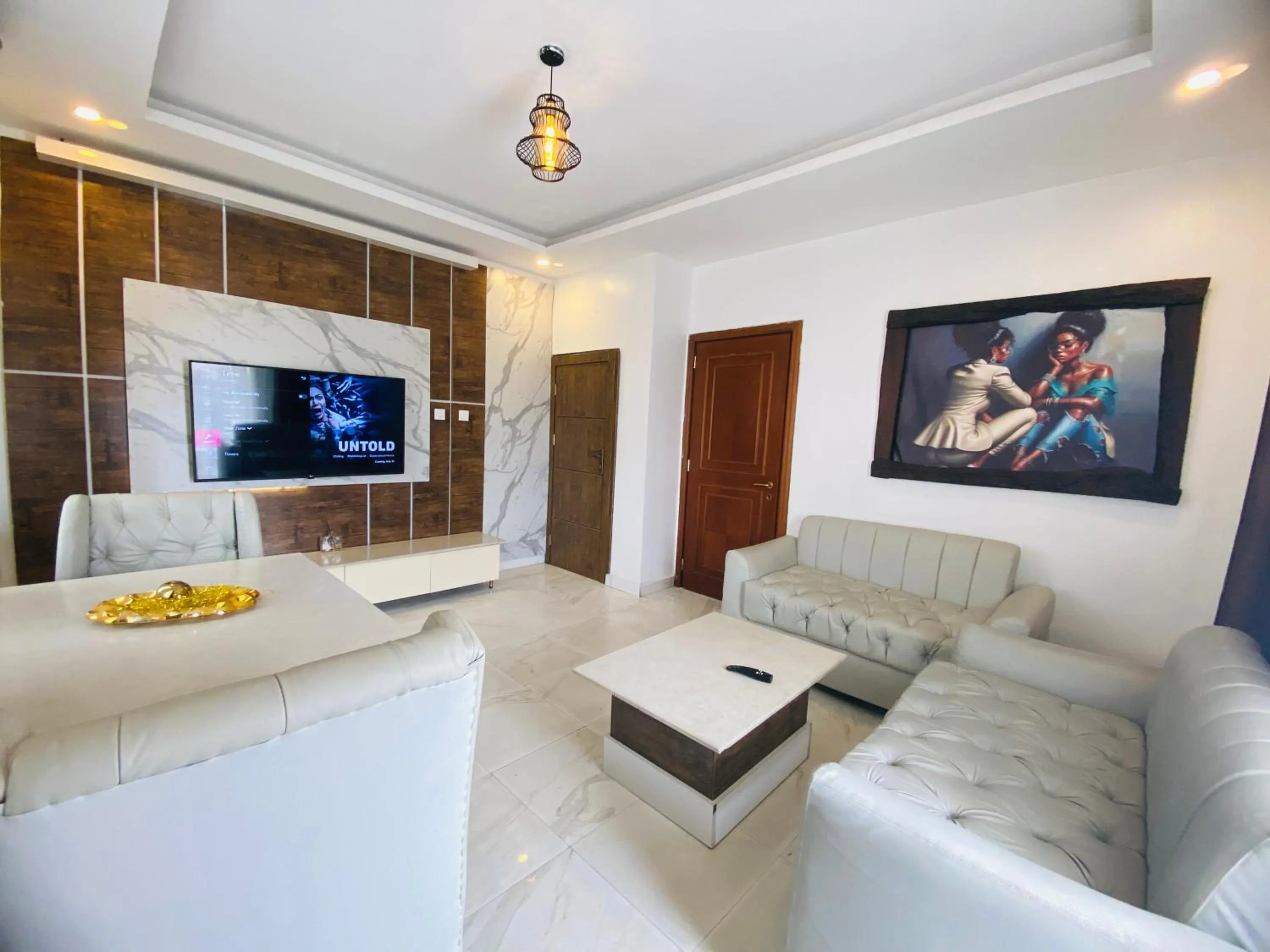 Communal lounge/ TV room in PRESKEN WHITE HOUSE