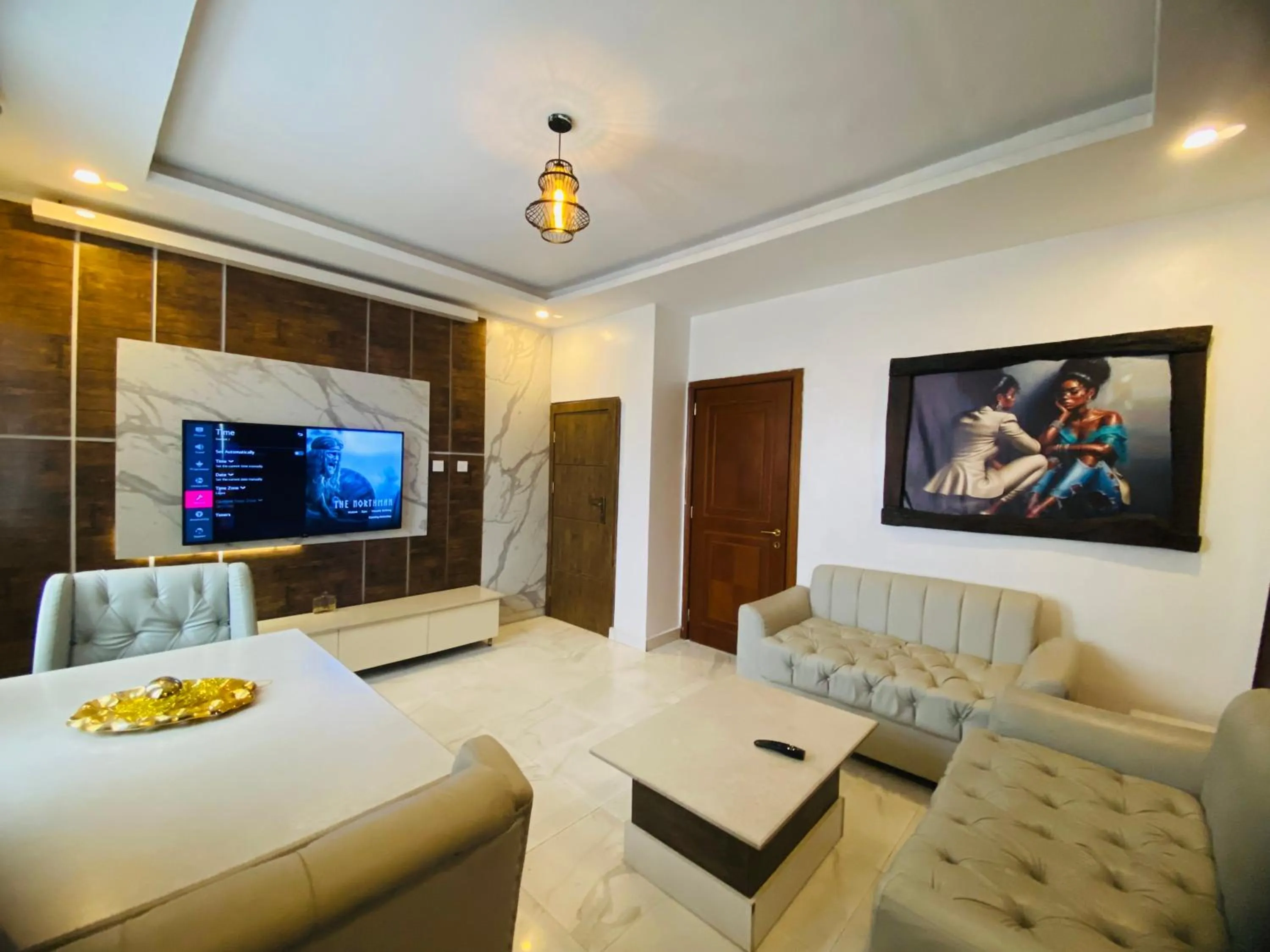 TV and multimedia in PRESKEN WHITE HOUSE