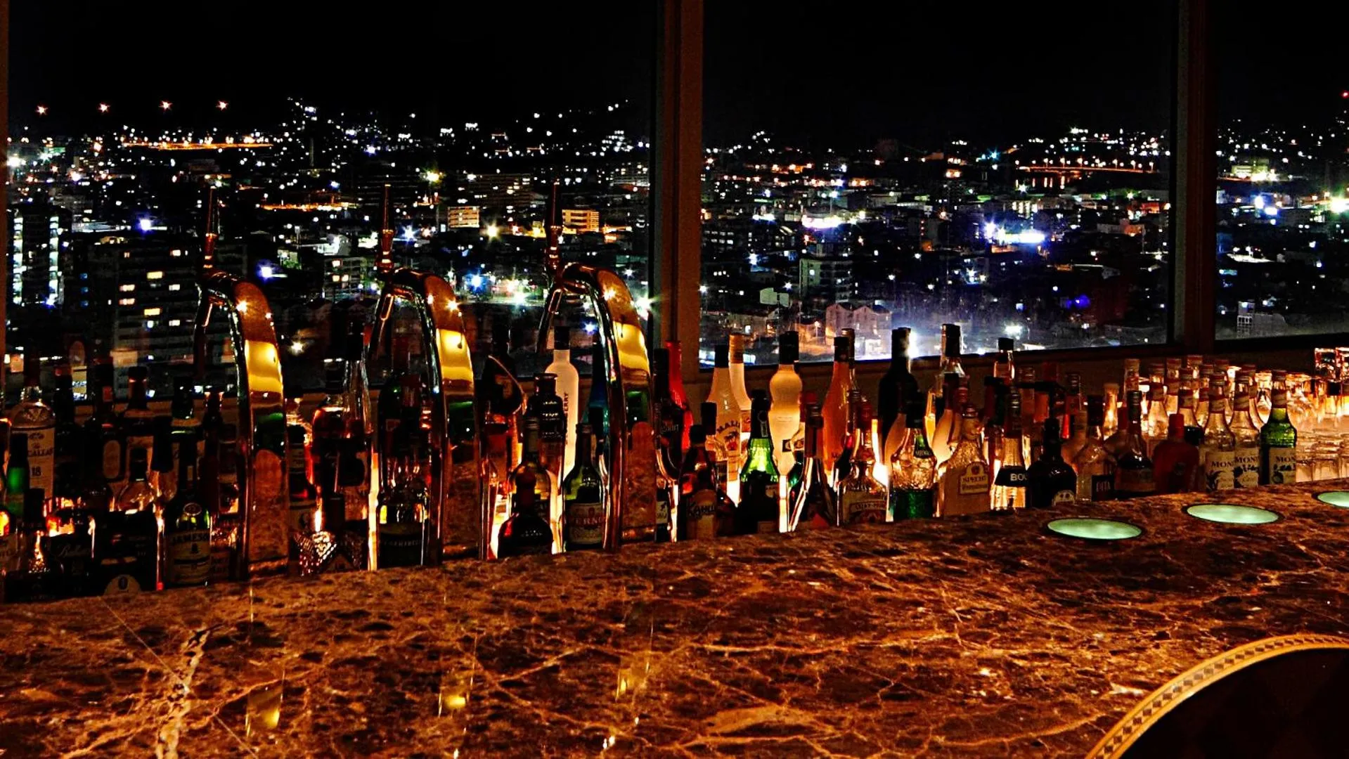 Lounge or bar in Hotel Nikko Kochi Asahi Royal