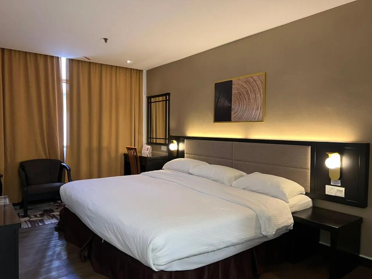 Bed in Remington Hotel