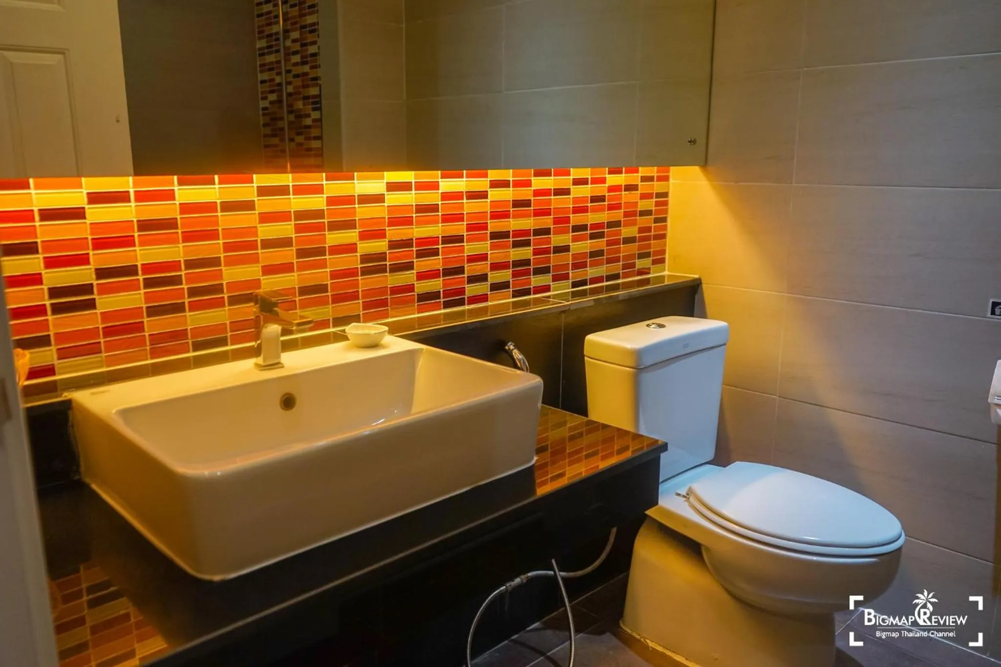 Toilet in Little Paradise Haad Rin Koh Phangan