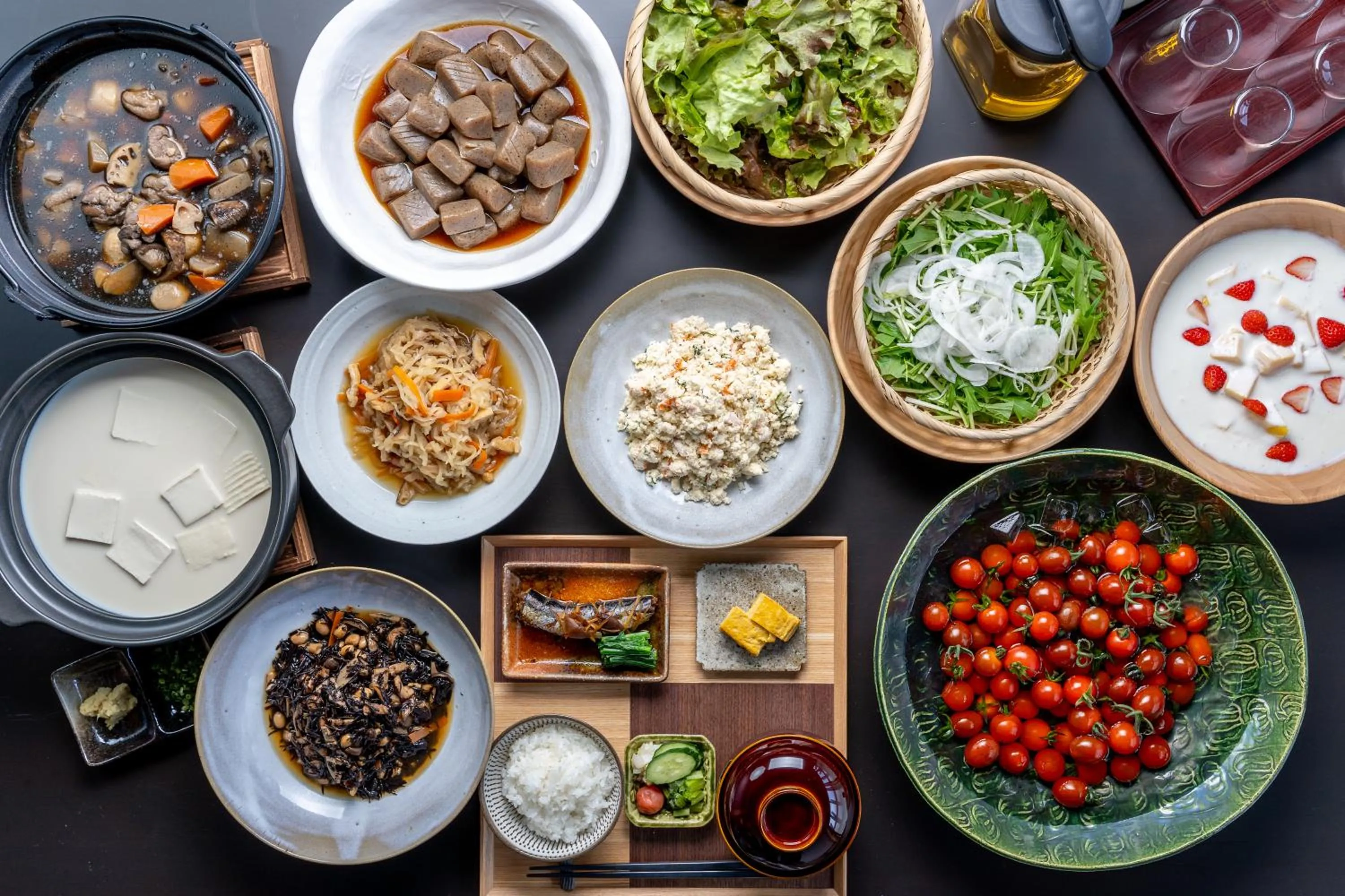 Breakfast in Enokiya Ryokan