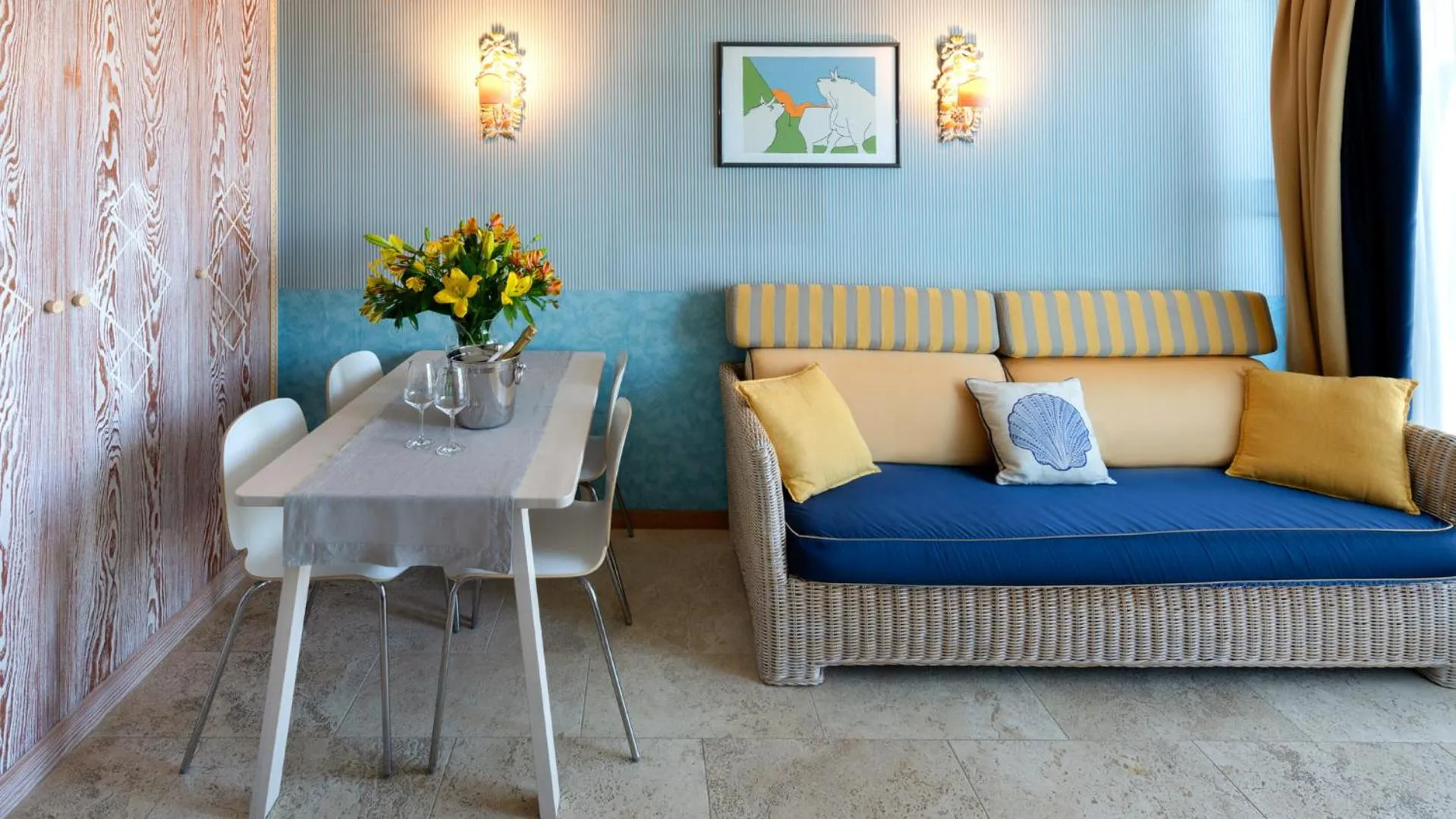 Dining area in Hotel Marina Uno