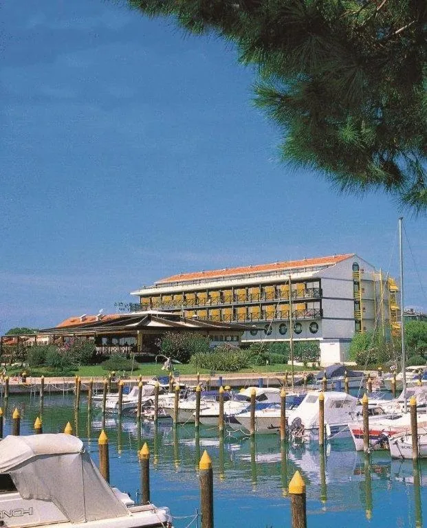 Area and facilities in Hotel Marina Uno