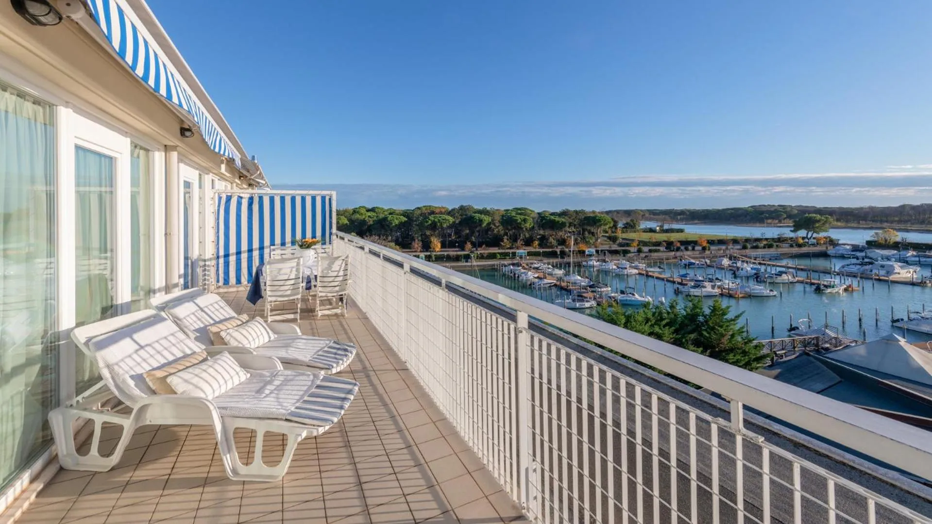 Balcony/Terrace in Hotel Marina Uno