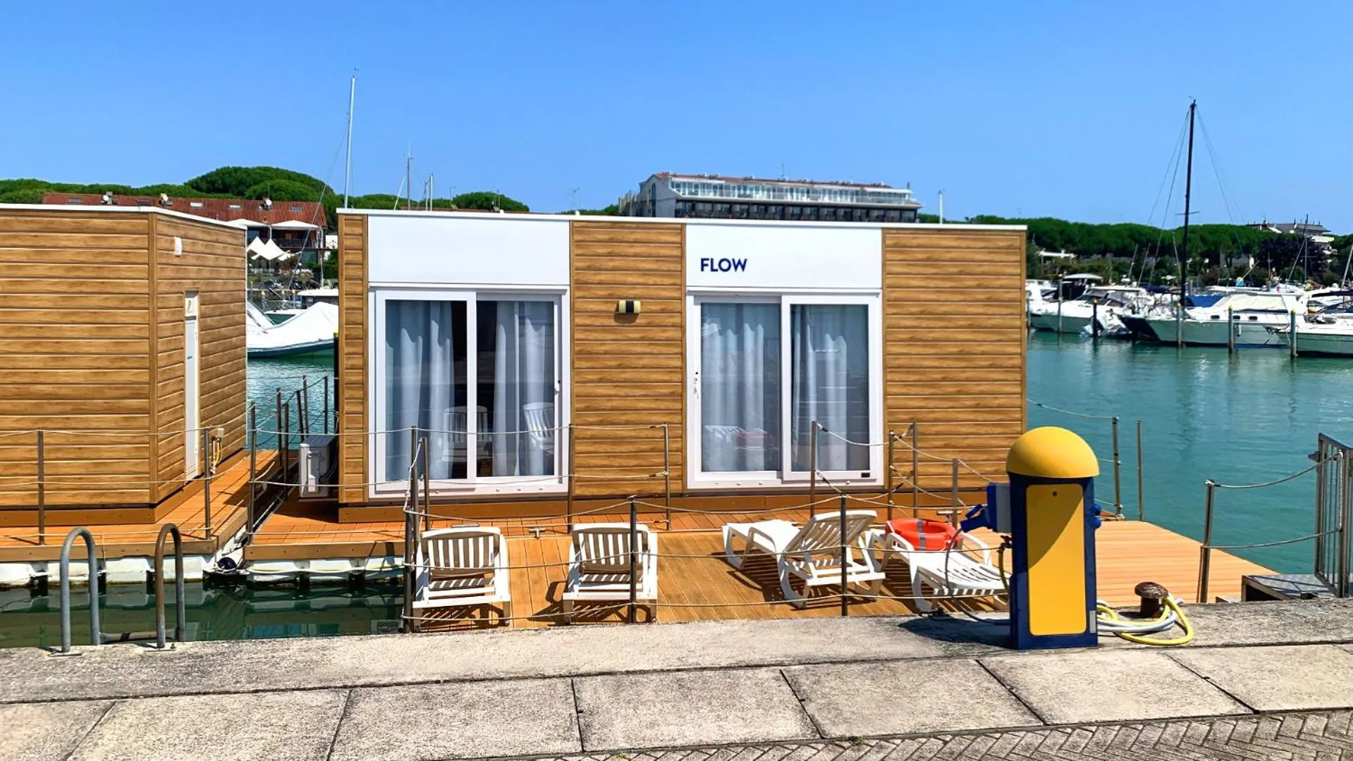 Property building in Hotel Marina Uno