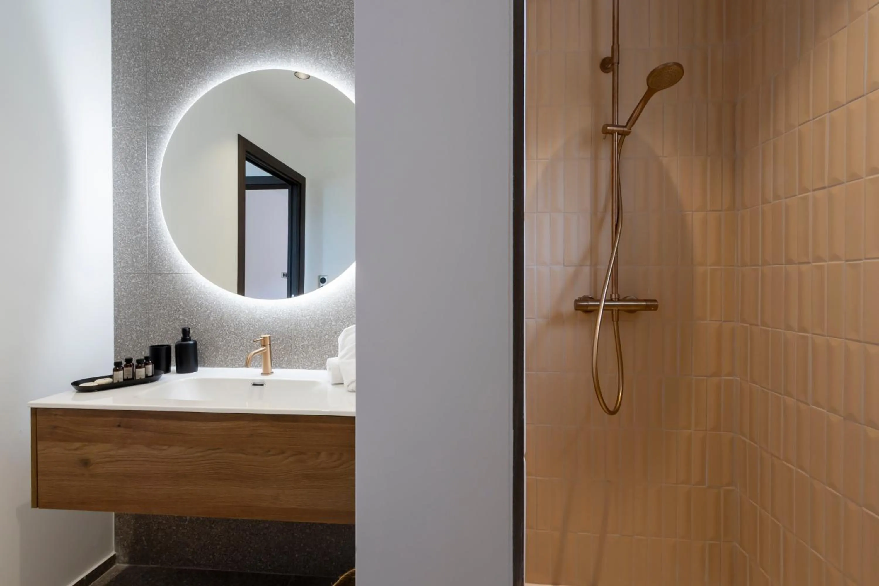 Shower in Résidence Omigna